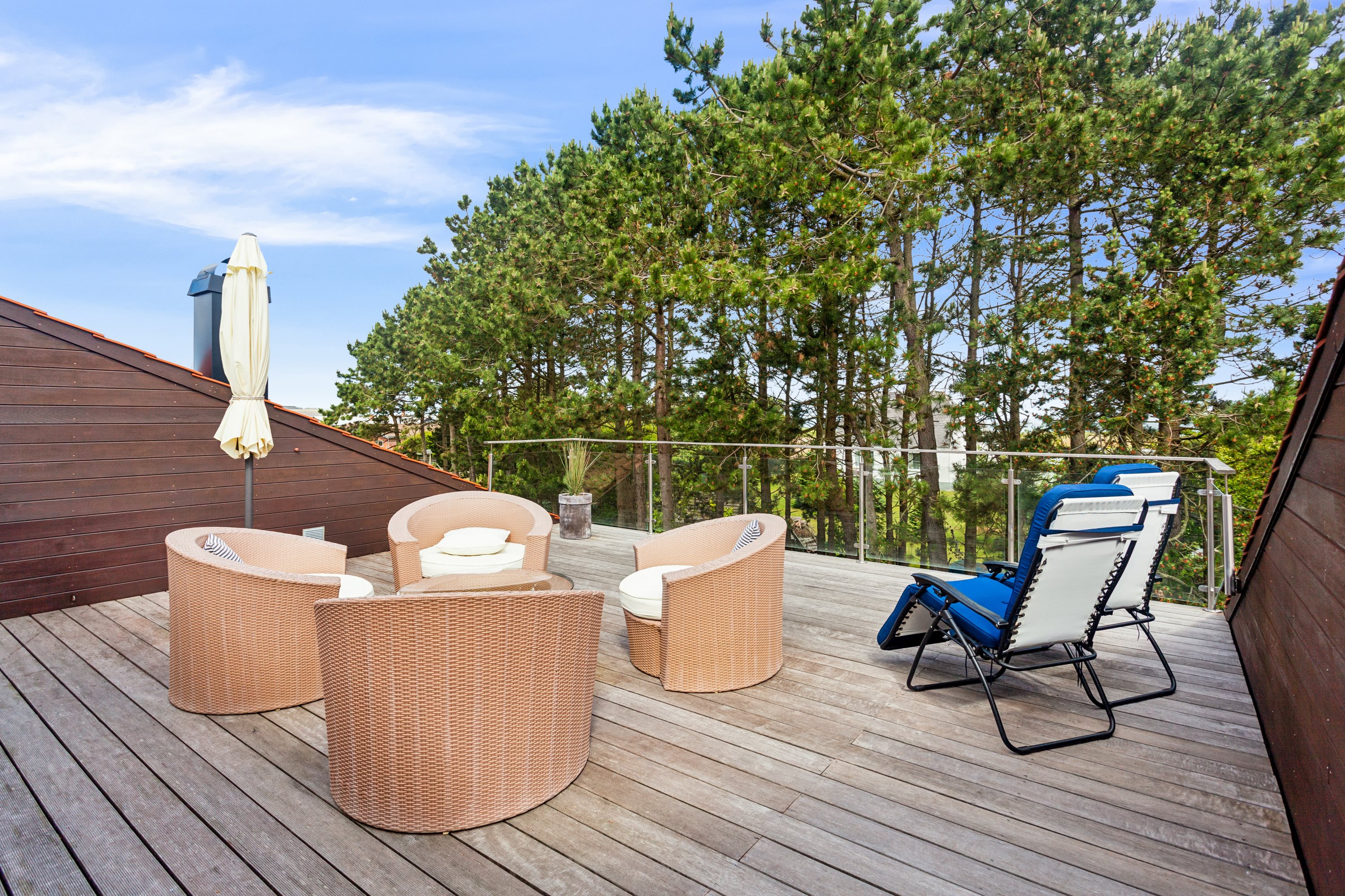 Fremhævet terrasse billede i fuldskærmstilstand. Billede af Drosselvej 3, Østerby Havn, 9940 Læsø