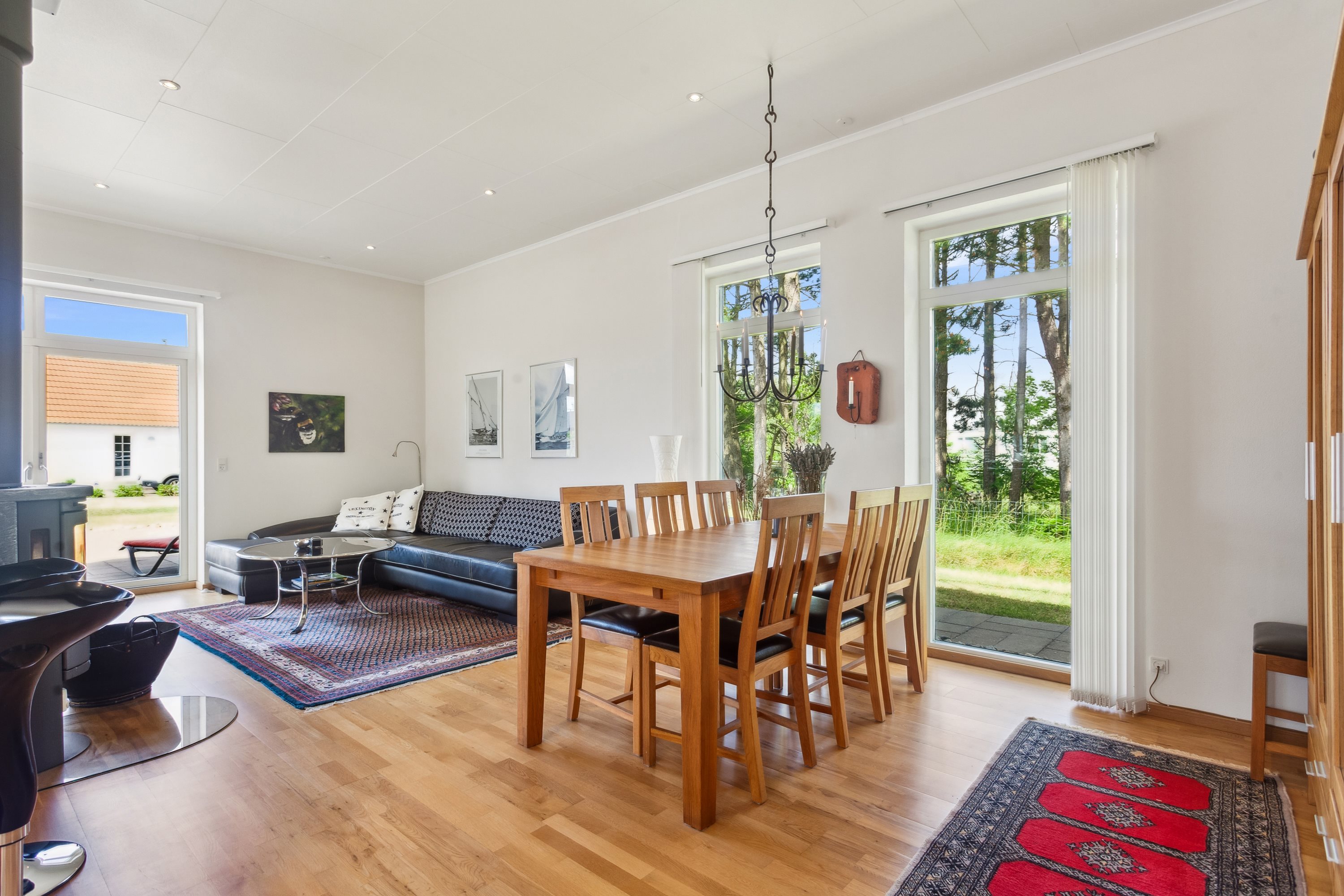 Fremhævet stue billede i fuldskærmstilstand. Billede af Drosselvej 3, Østerby Havn, 9940 Læsø