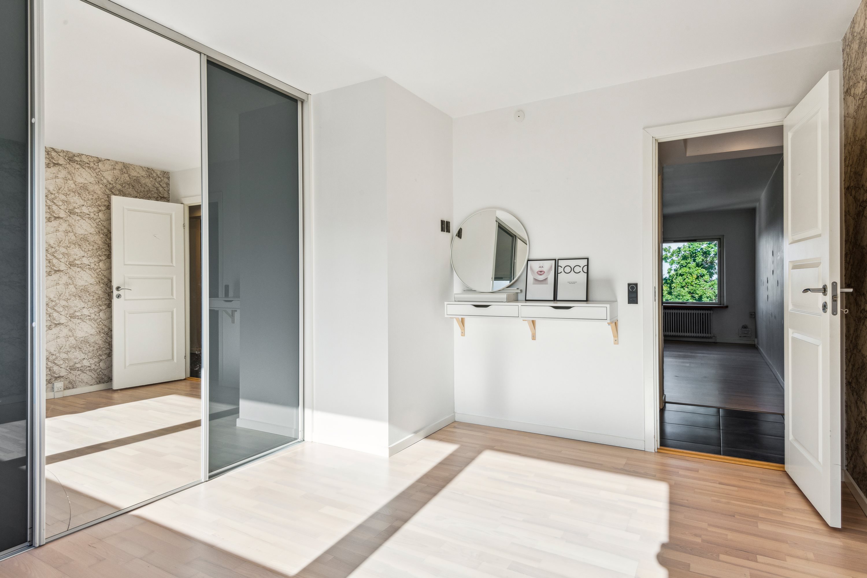 Fremhævet gang billede i fuldskærmstilstand. Billede af Årestrupsvej 10, 1. tv., 9000 Aalborg