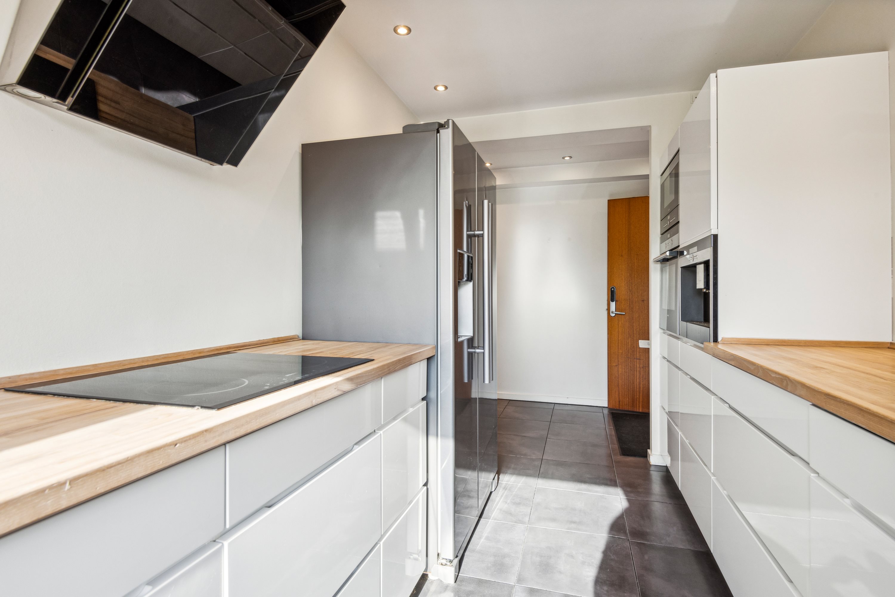 Fremhævet køkken billede i fuldskærmstilstand. Billede af Årestrupsvej 10, 1. tv., 9000 Aalborg