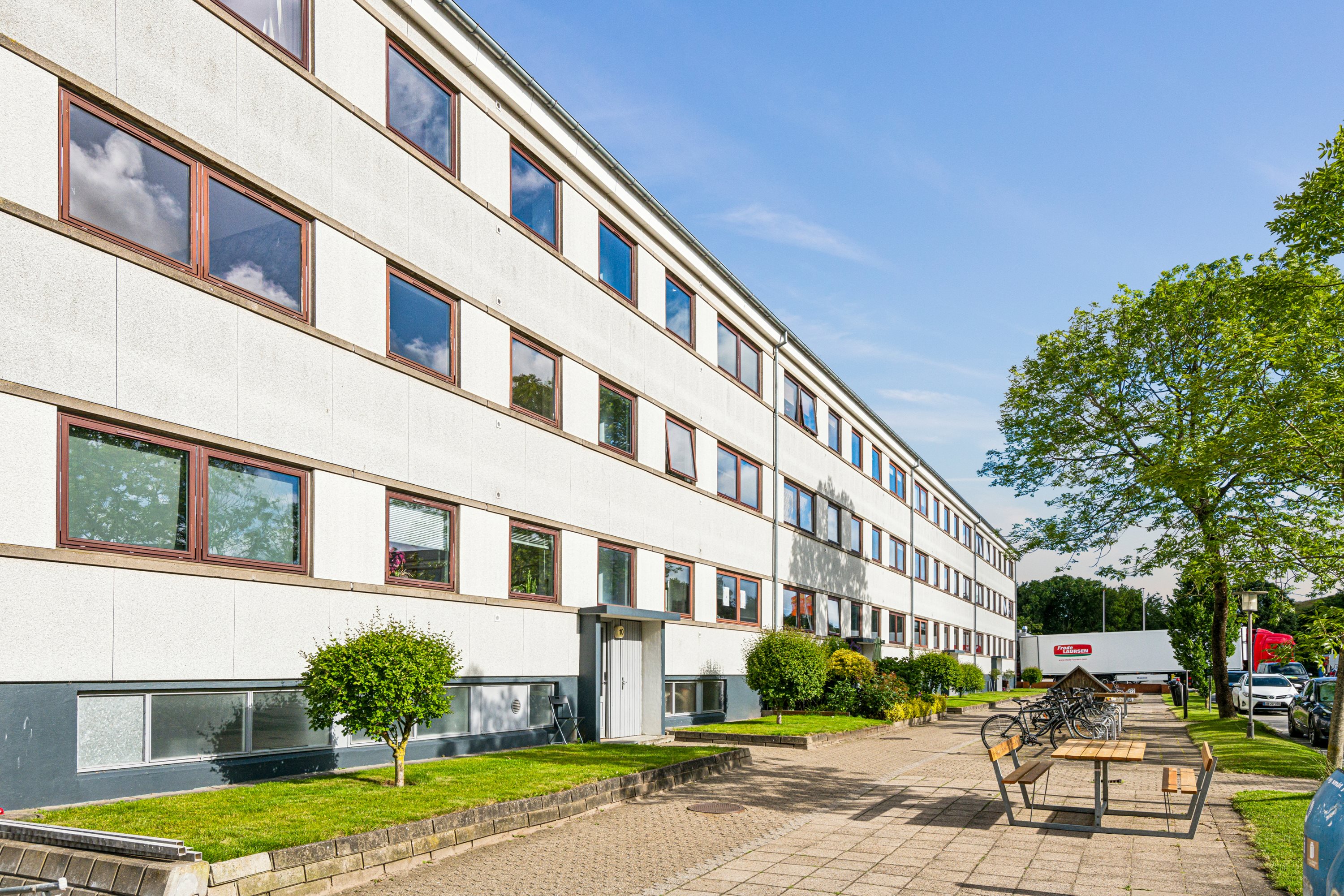 Fremhævet ejendom 1 billede i fuldskærmstilstand. Billede af Årestrupsvej 10, 1. tv., 9000 Aalborg