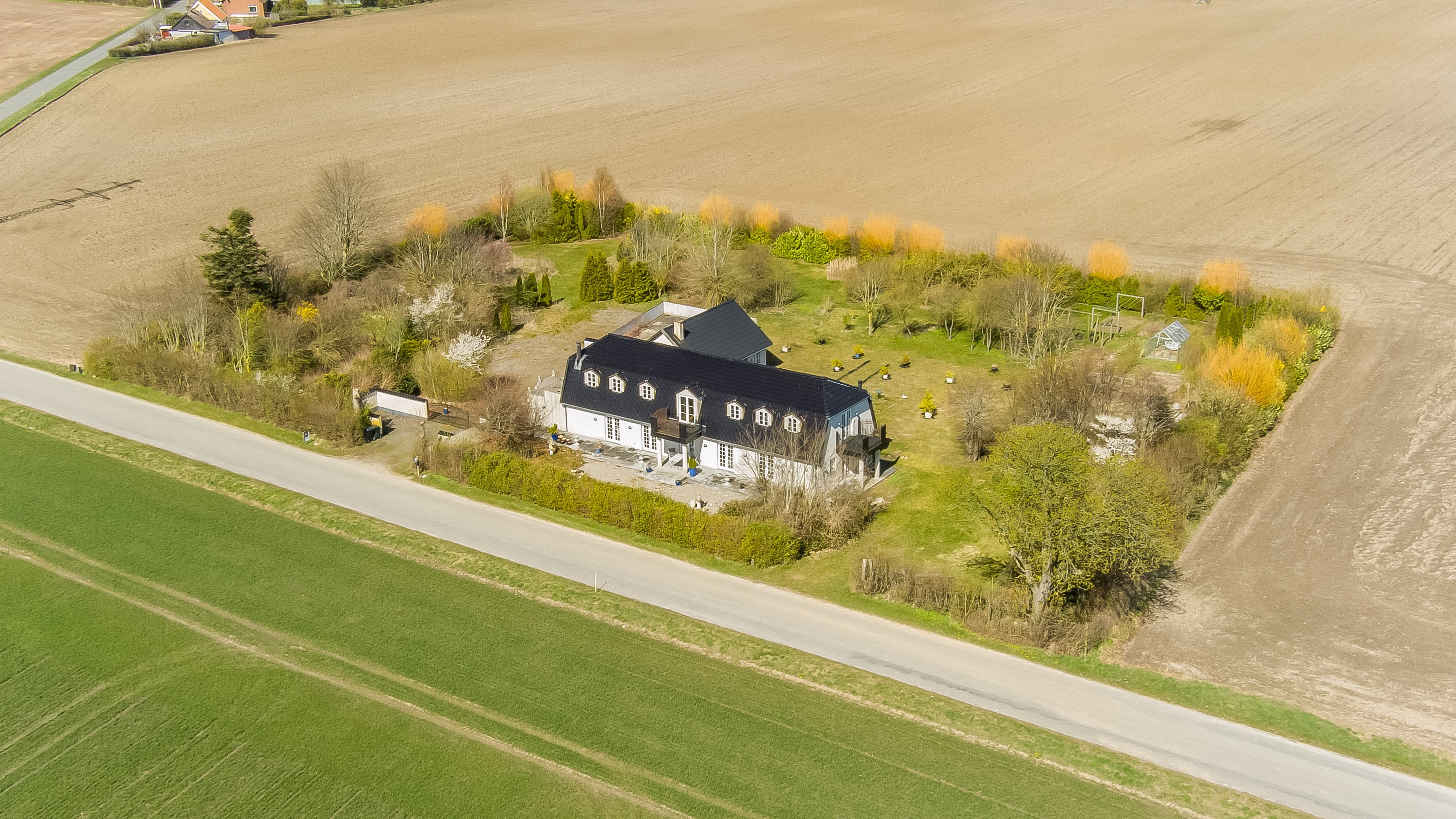 Fremhævet luftfoto billede i fuldskærmstilstand. Billede af Steffensmindevej 1, Alstrup, 4840 Nørre Alslev