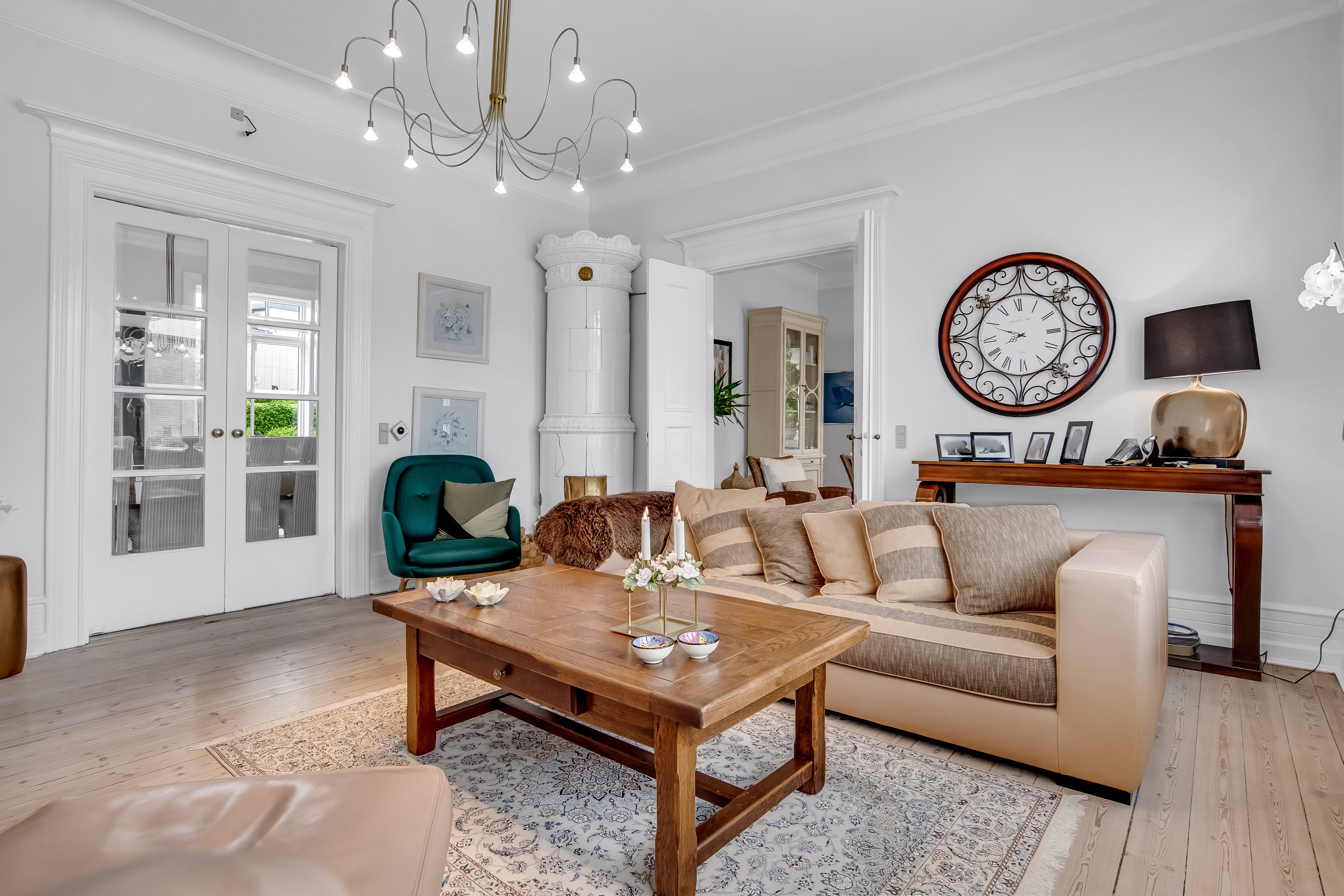 Fremhævet stue billede i fuldskærmstilstand. Billede af Danmarksgade 19, 7500 Holstebro