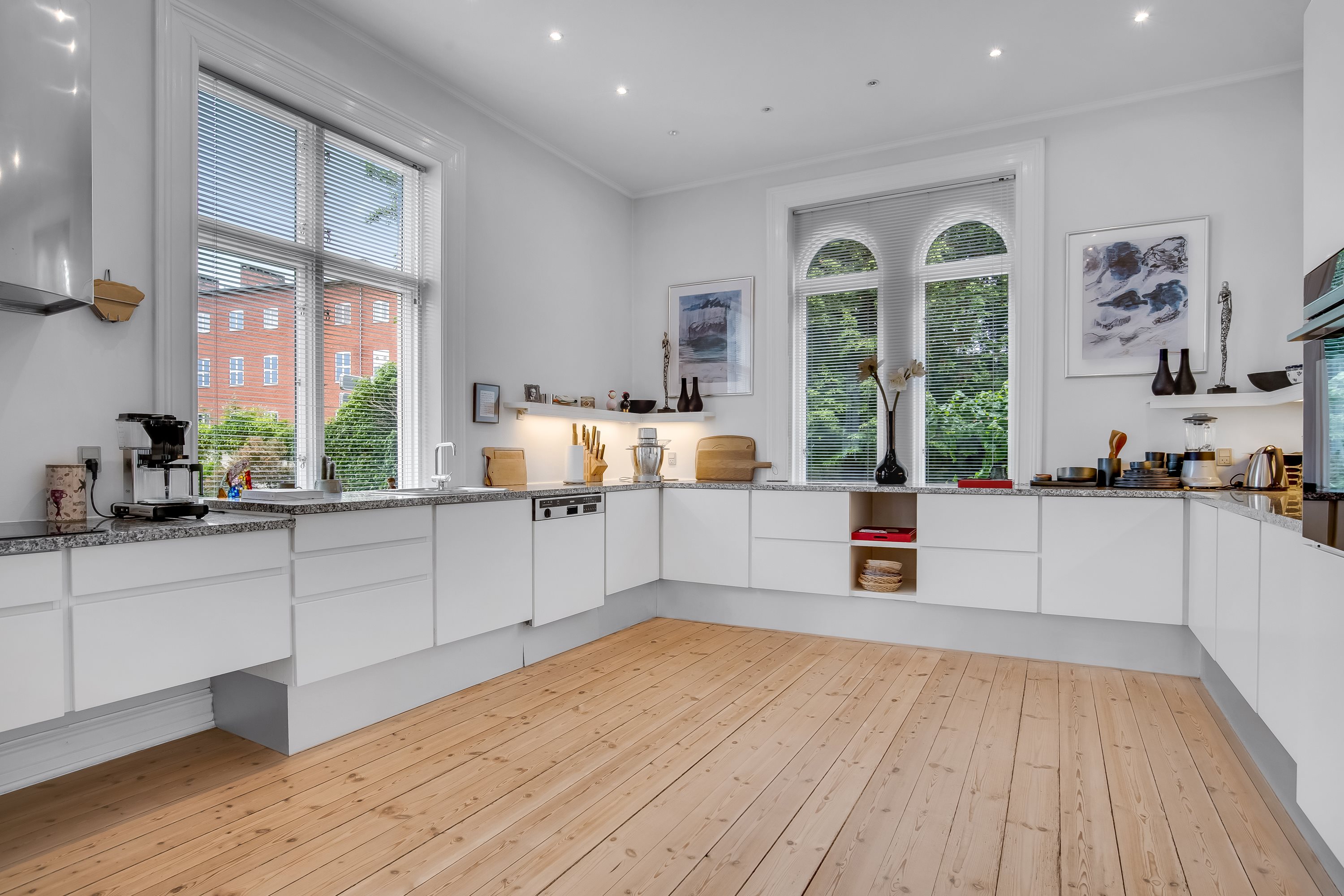 Fremhævet køkken alrum billede i fuldskærmstilstand. Billede af Danmarksgade 19, 7500 Holstebro