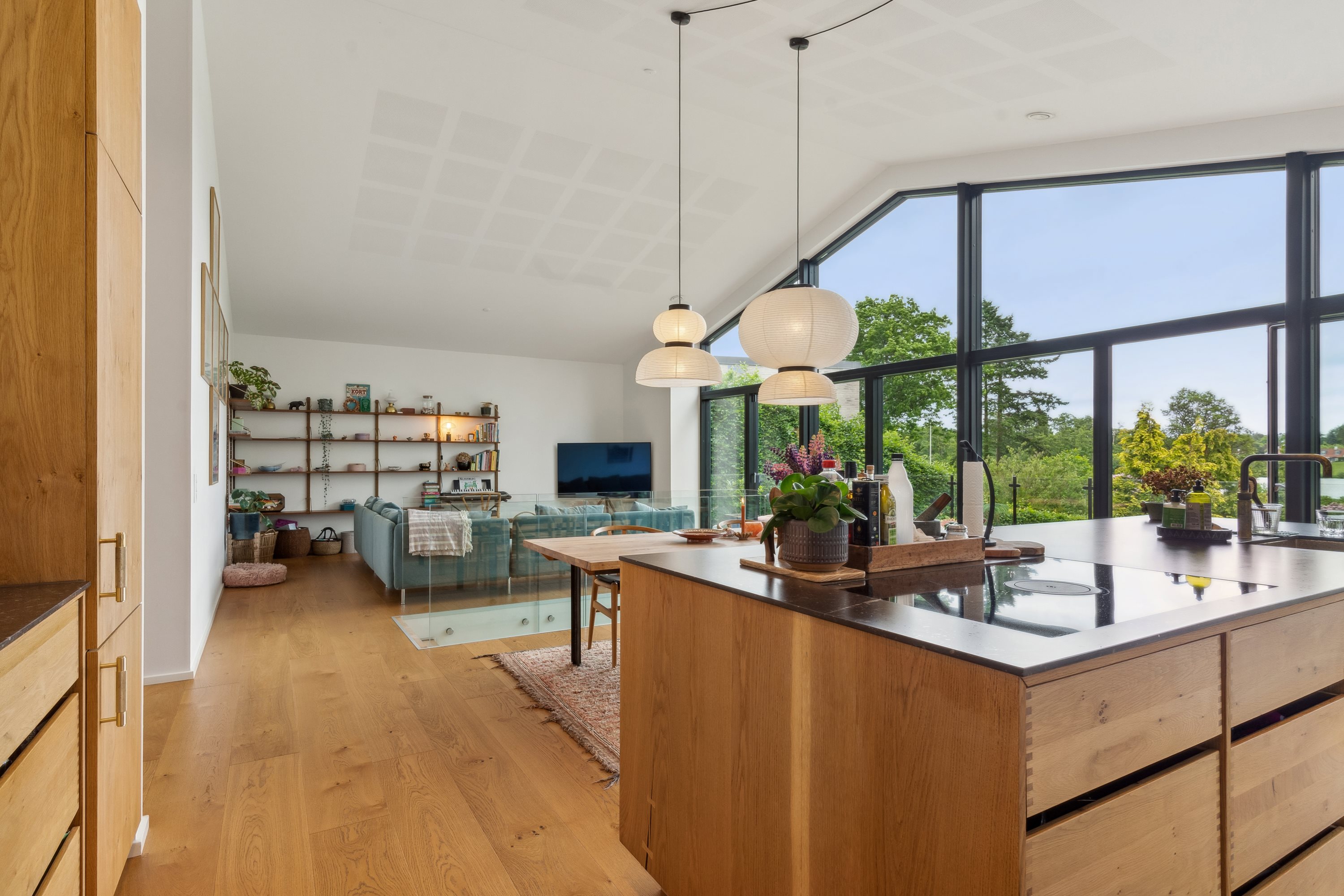 Fremhævet køkken billede i fuldskærmstilstand. Billede af Toftebjergvej 40, 2970 Hørsholm