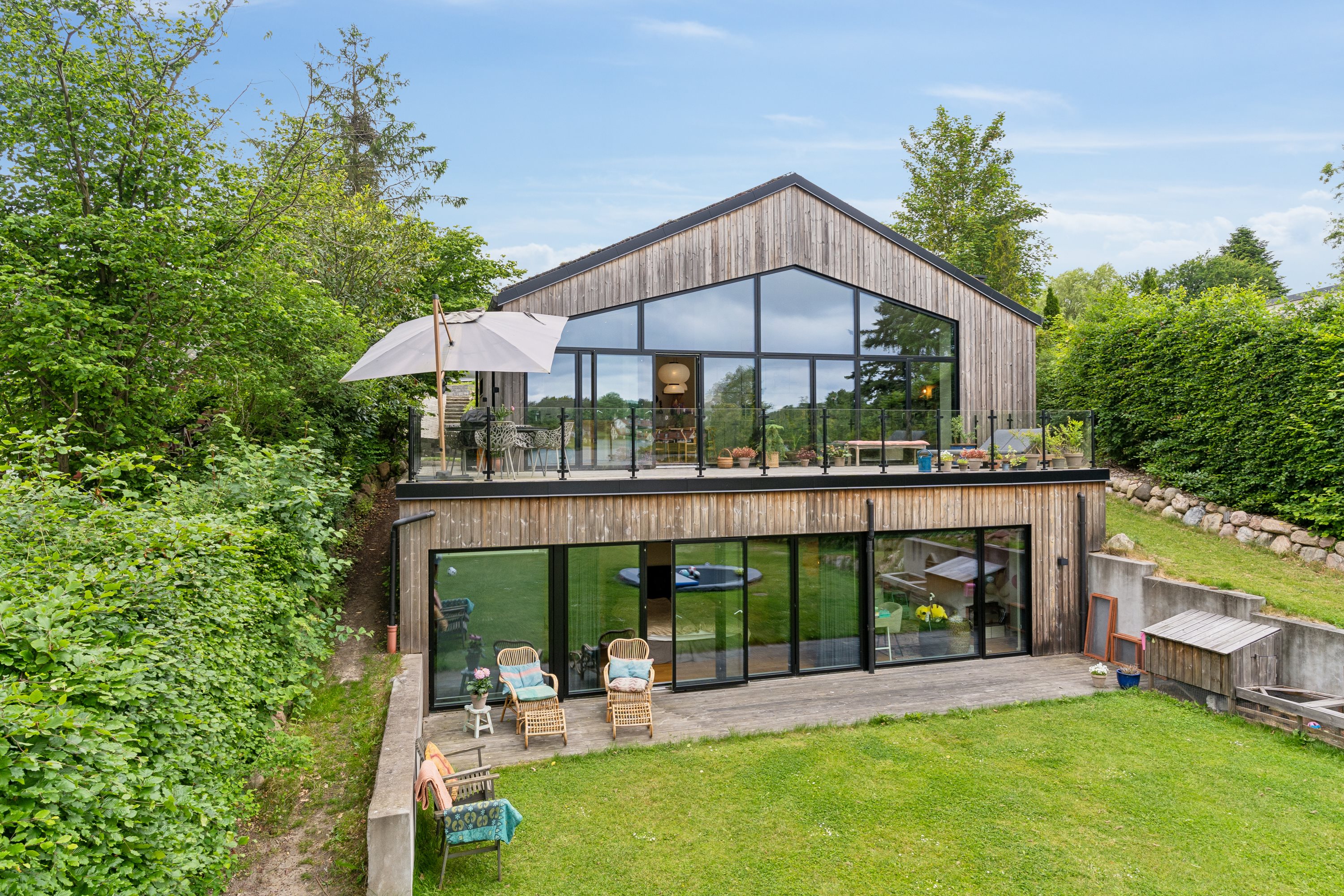 Fremhævet ejendom 1 billede i fuldskærmstilstand. Billede af Toftebjergvej 40, 2970 Hørsholm