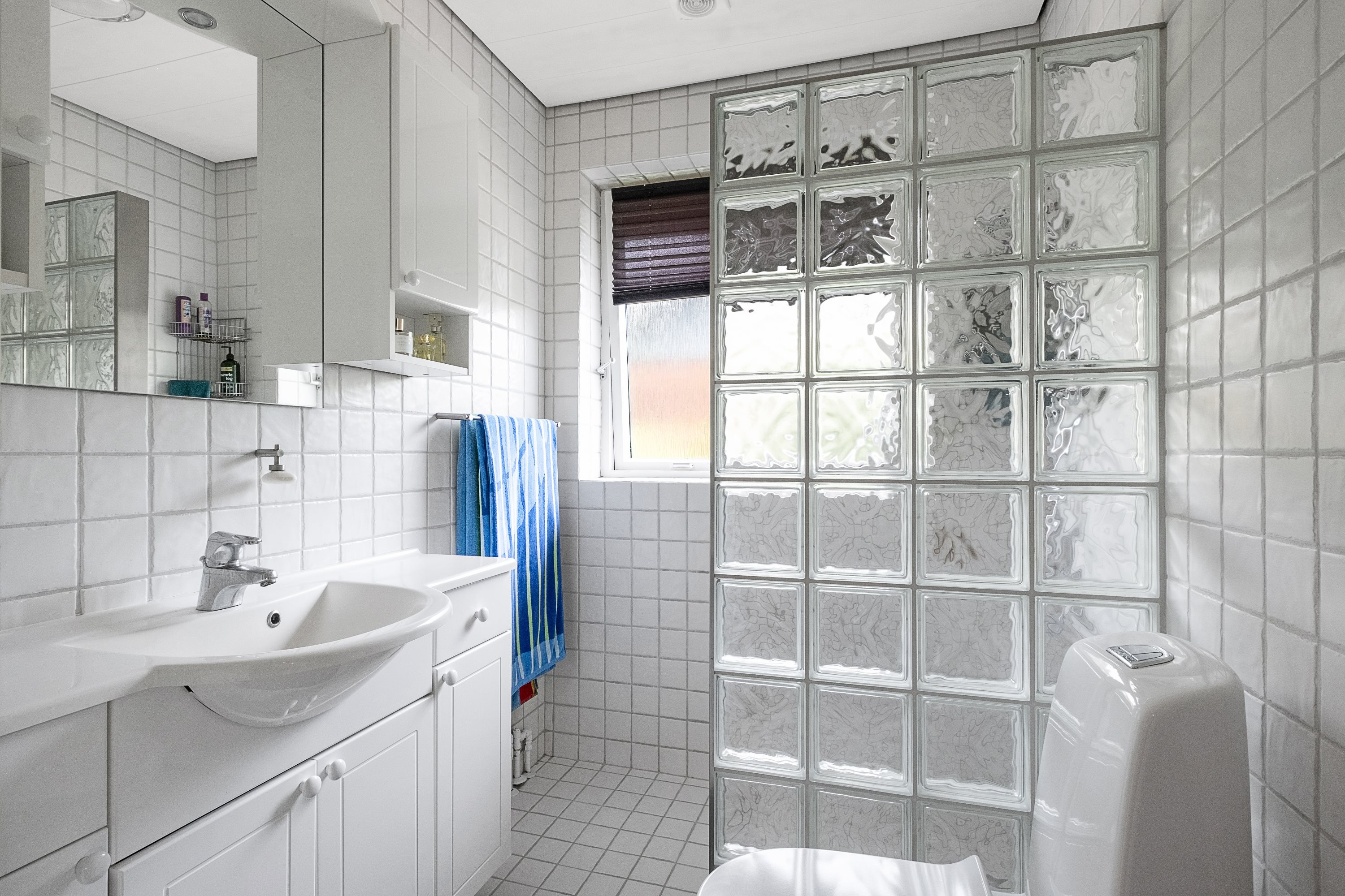 Fremhævet badeværelse billede i fuldskærmstilstand. Billede af Spergelbakken 10, 8520 Lystrup