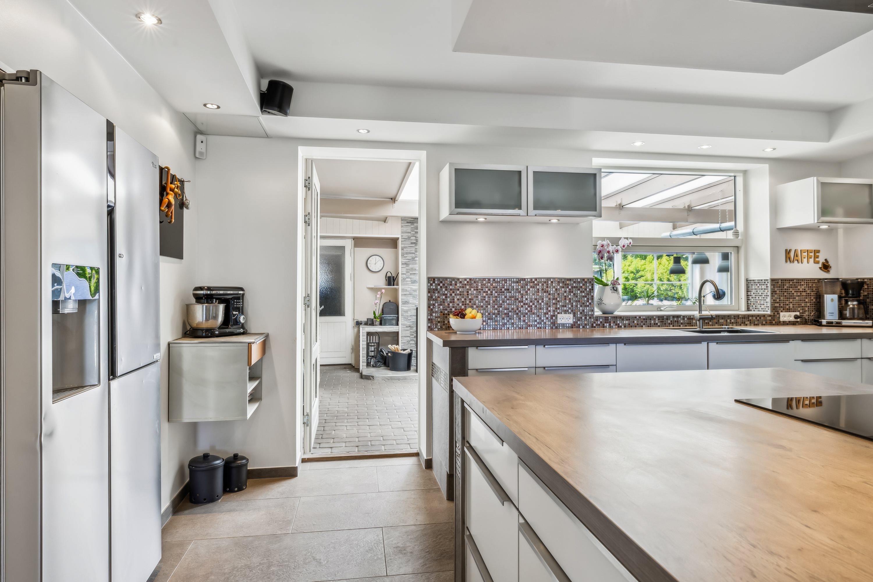 Fremhævet køkken billede i fuldskærmstilstand. Billede af Middelfartvej 740, Korsebjerg, 5491 Blommenslyst