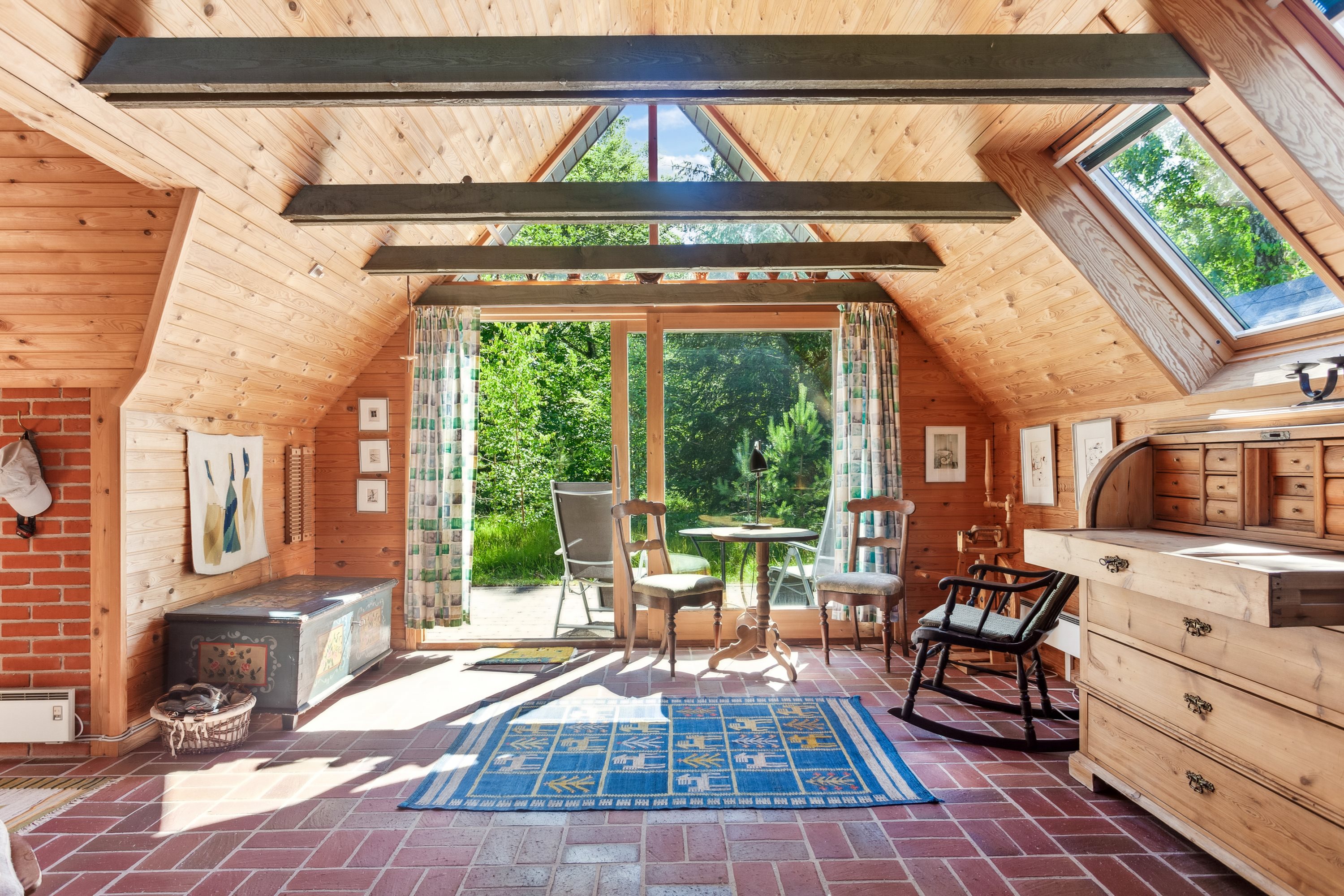 Fremhævet stue billede i fuldskærmstilstand. Billede af Klokkeblomstvej 1, Vesterø, 9940 Læsø