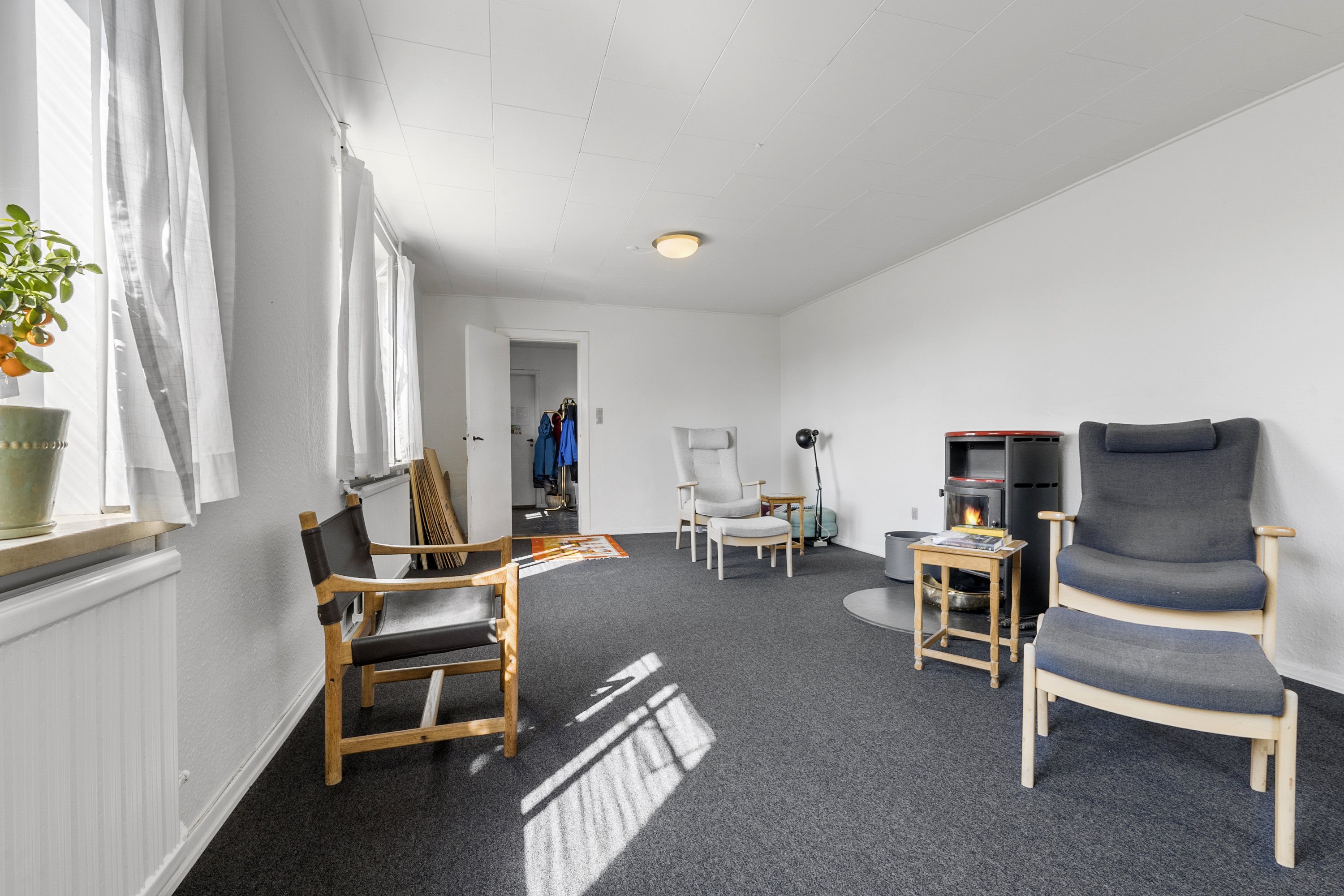 Fremhævet stue billede i fuldskærmstilstand. Billede af Lundevej 11, 5540 Ullerslev