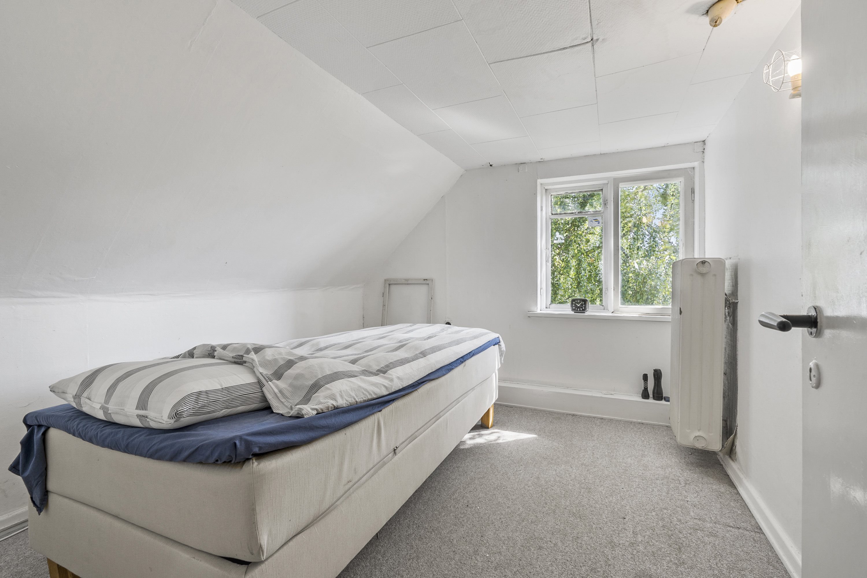 Fremhævet værelse billede i fuldskærmstilstand. Billede af Lundevej 11, 5540 Ullerslev