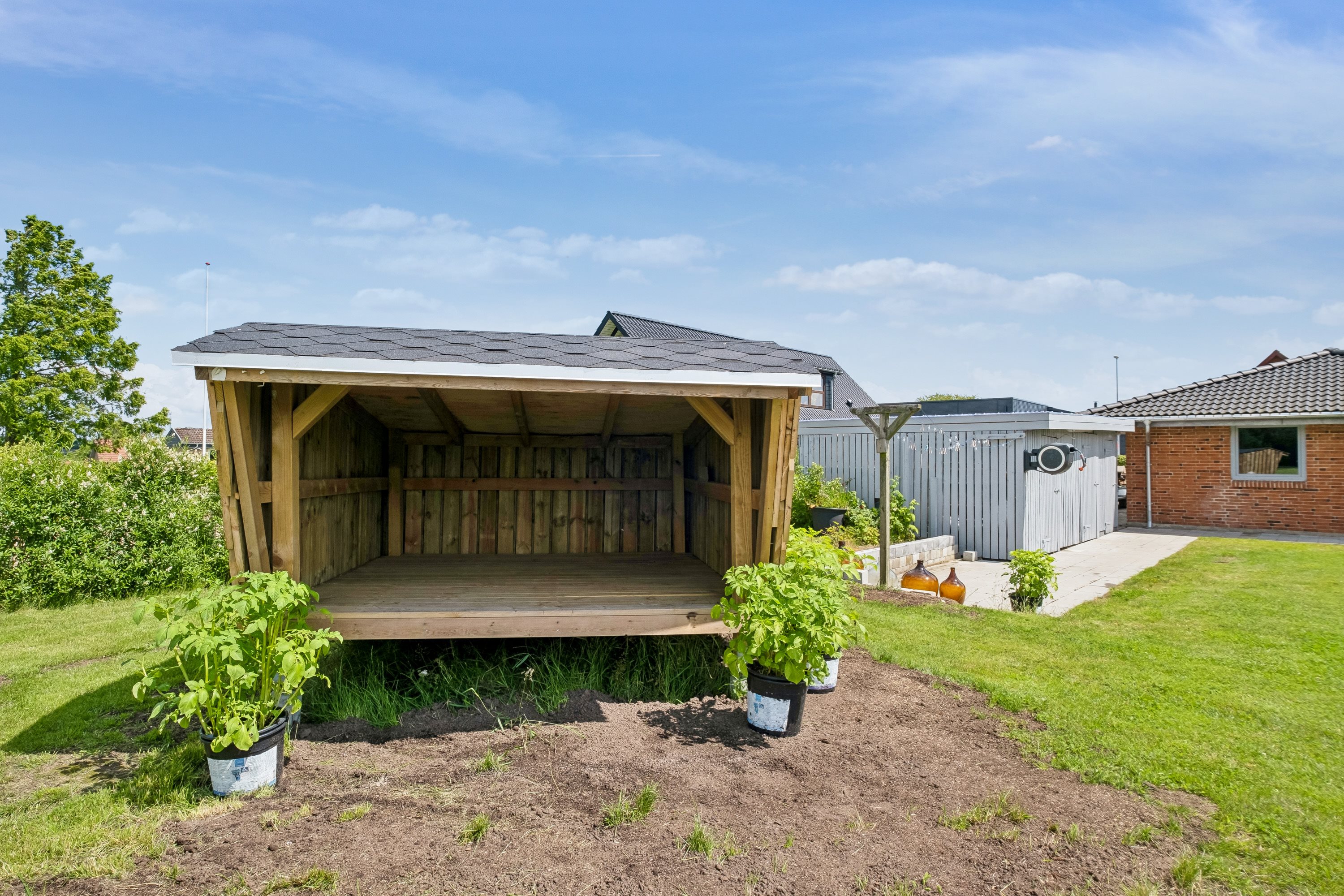Fremhævet shelter billede i fuldskærmstilstand. Billede af Bakkedalsvej 3, Rårup, 7130 Juelsminde