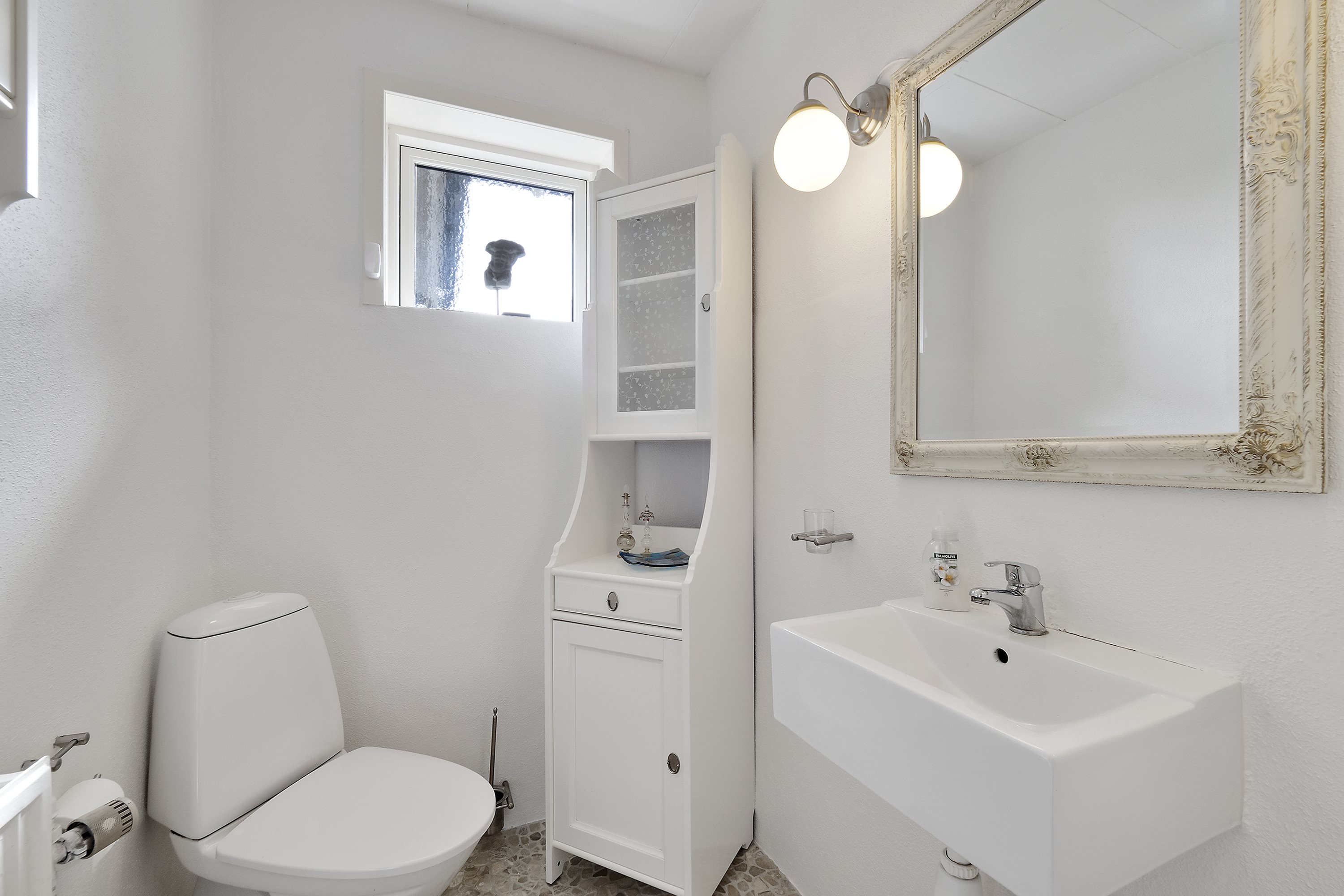 Fremhævet badeværelse billede i fuldskærmstilstand. Billede af Langebeksvej 16, Skjoldborg, 7700 Thisted