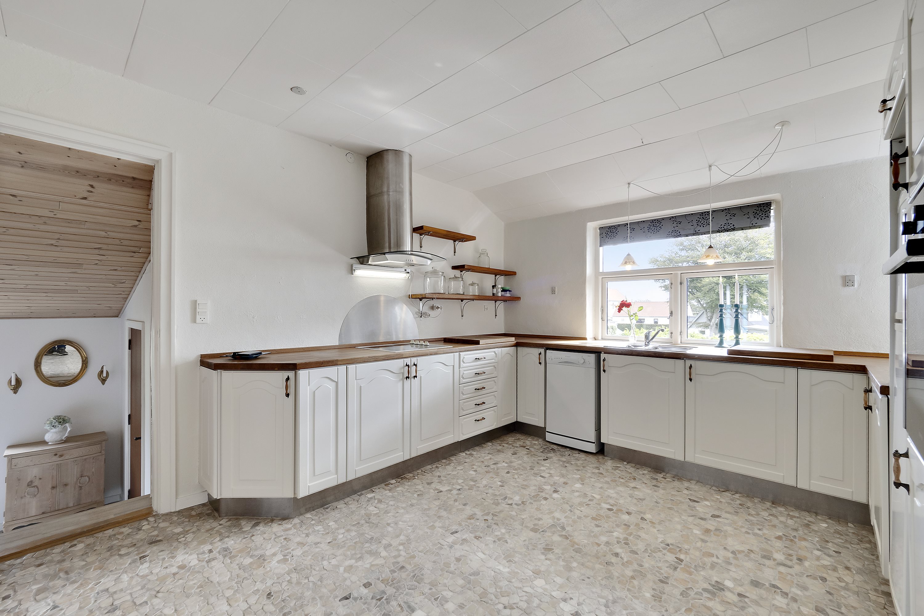 Miniaturebillede 2: køkken. Billede af Langebeksvej 16, Skjoldborg, 7700 Thisted