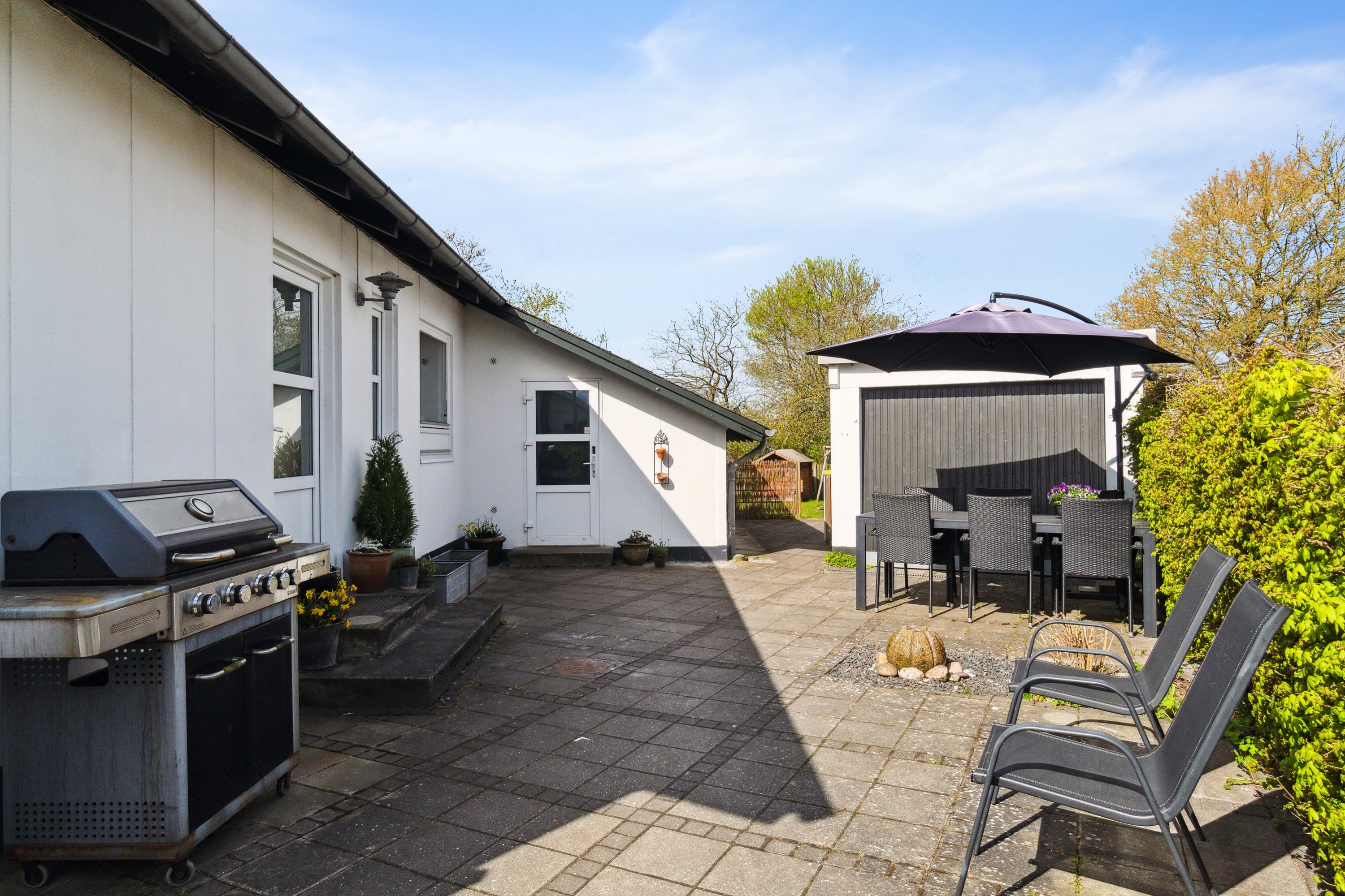 Fremhævet udendørs billede i fuldskærmstilstand. Billede af Bekkasinvej 11, 8800 Viborg