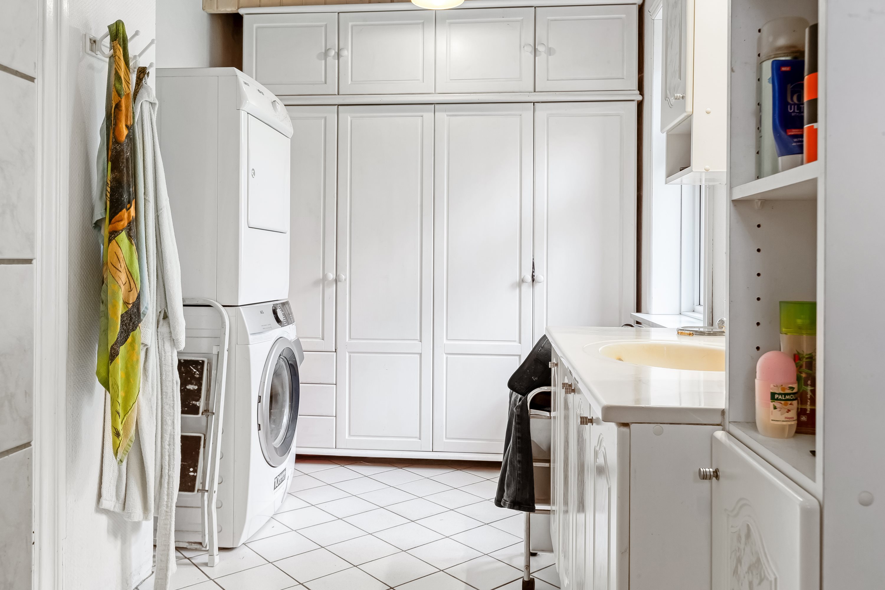 Fremhævet badeværelse billede i fuldskærmstilstand. Billede af Hesselåvej 33, Skave, 7500 Holstebro