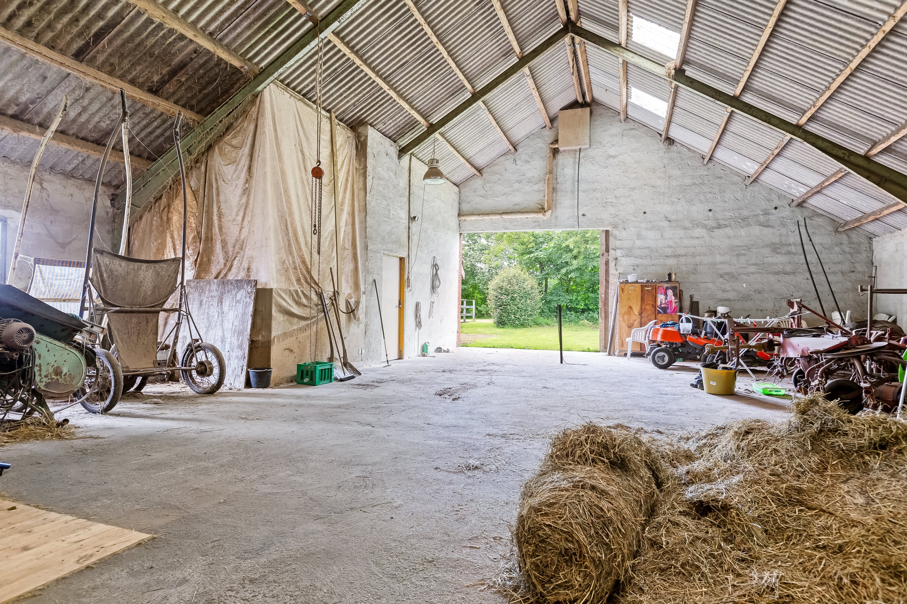 Fremhævet lade billede i fuldskærmstilstand. Billede af Hesselåvej 33, Skave, 7500 Holstebro