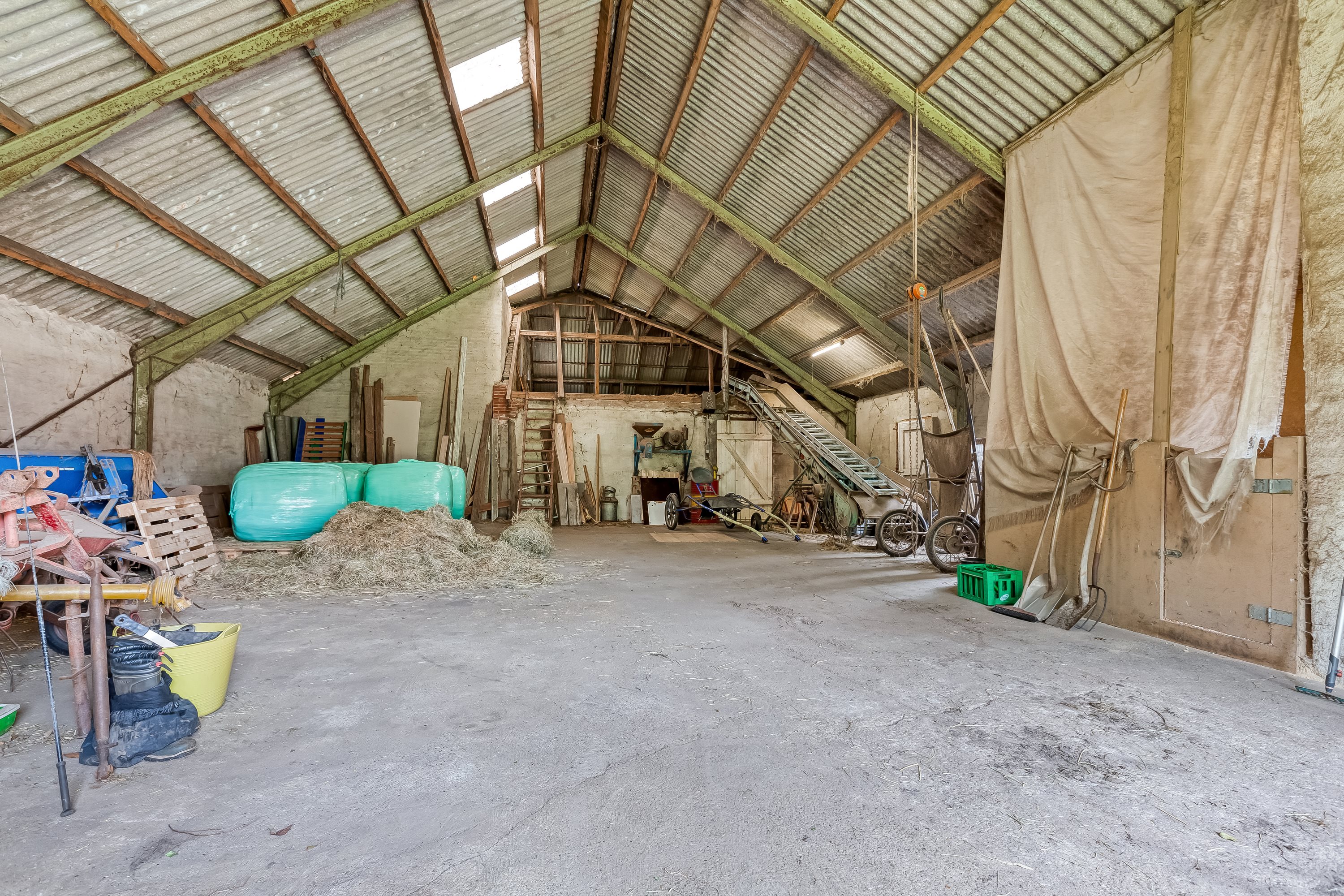 Fremhævet lade billede i fuldskærmstilstand. Billede af Hesselåvej 33, Skave, 7500 Holstebro