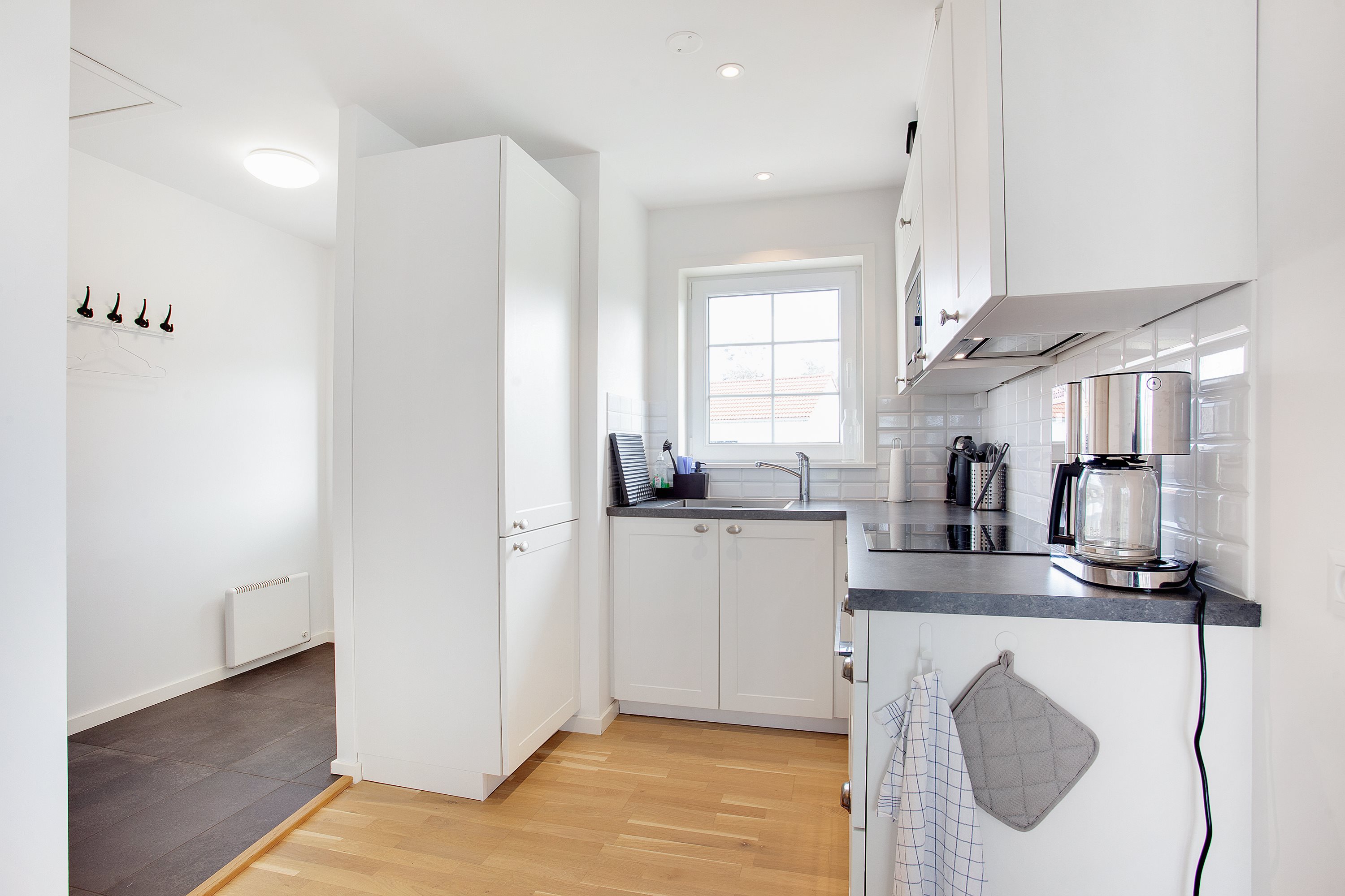 Fremhævet køkken billede i fuldskærmstilstand. Billede af Prof Johansens Vej 2B, 7., Seaside Feriehuse, 9940 Læsø