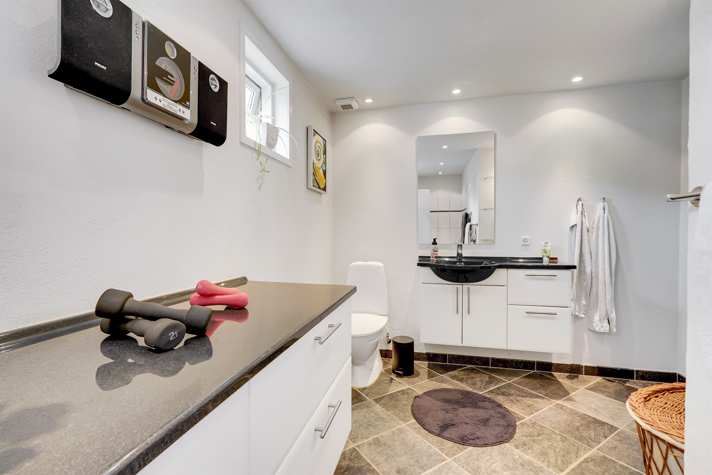 Fremhævet badeværelse billede i fuldskærmstilstand. Billede af Egedesmindevej 114, 6715 Esbjerg N