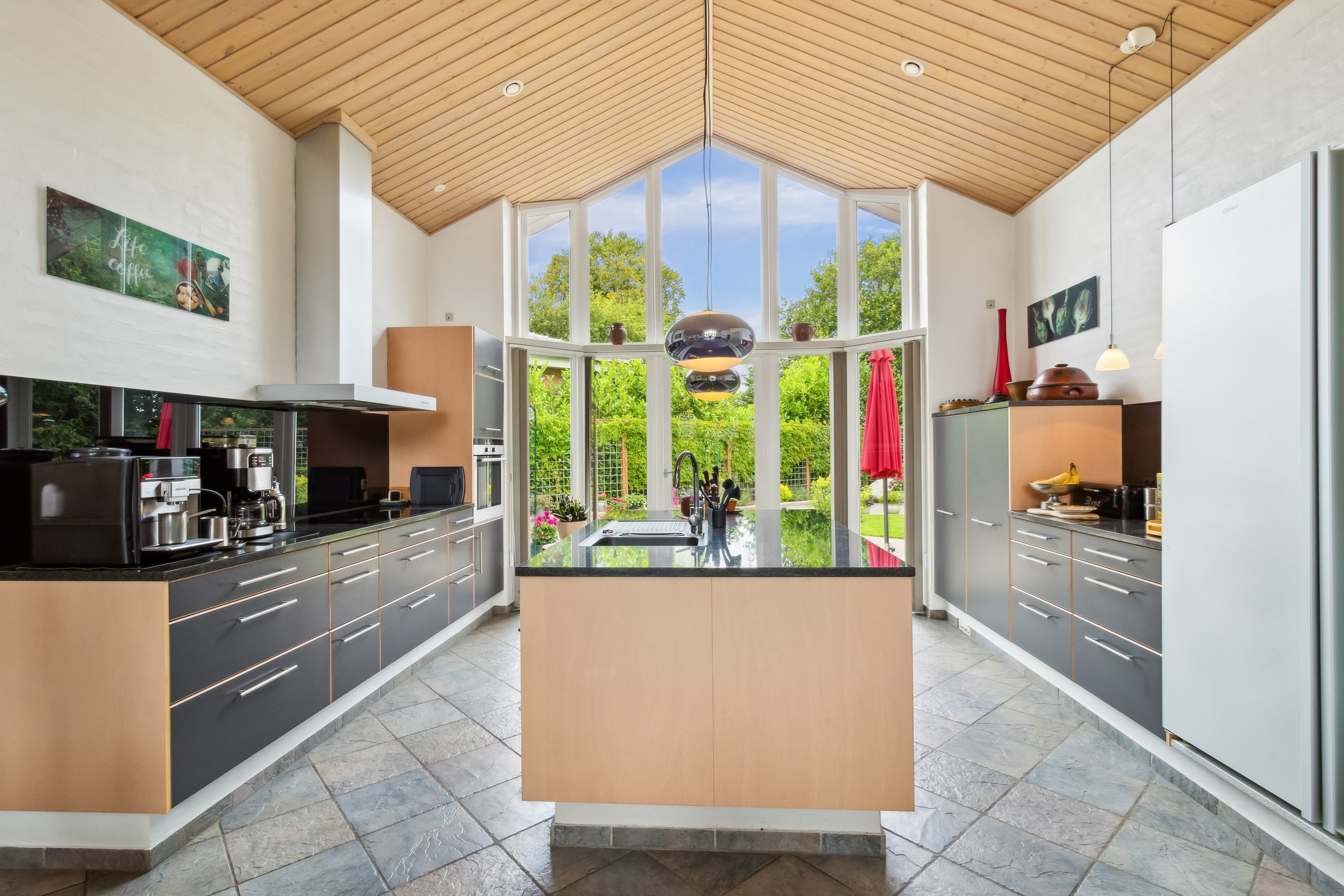 Fremhævet køkken billede i fuldskærmstilstand. Billede af Tunneldal 19, 6330 Padborg