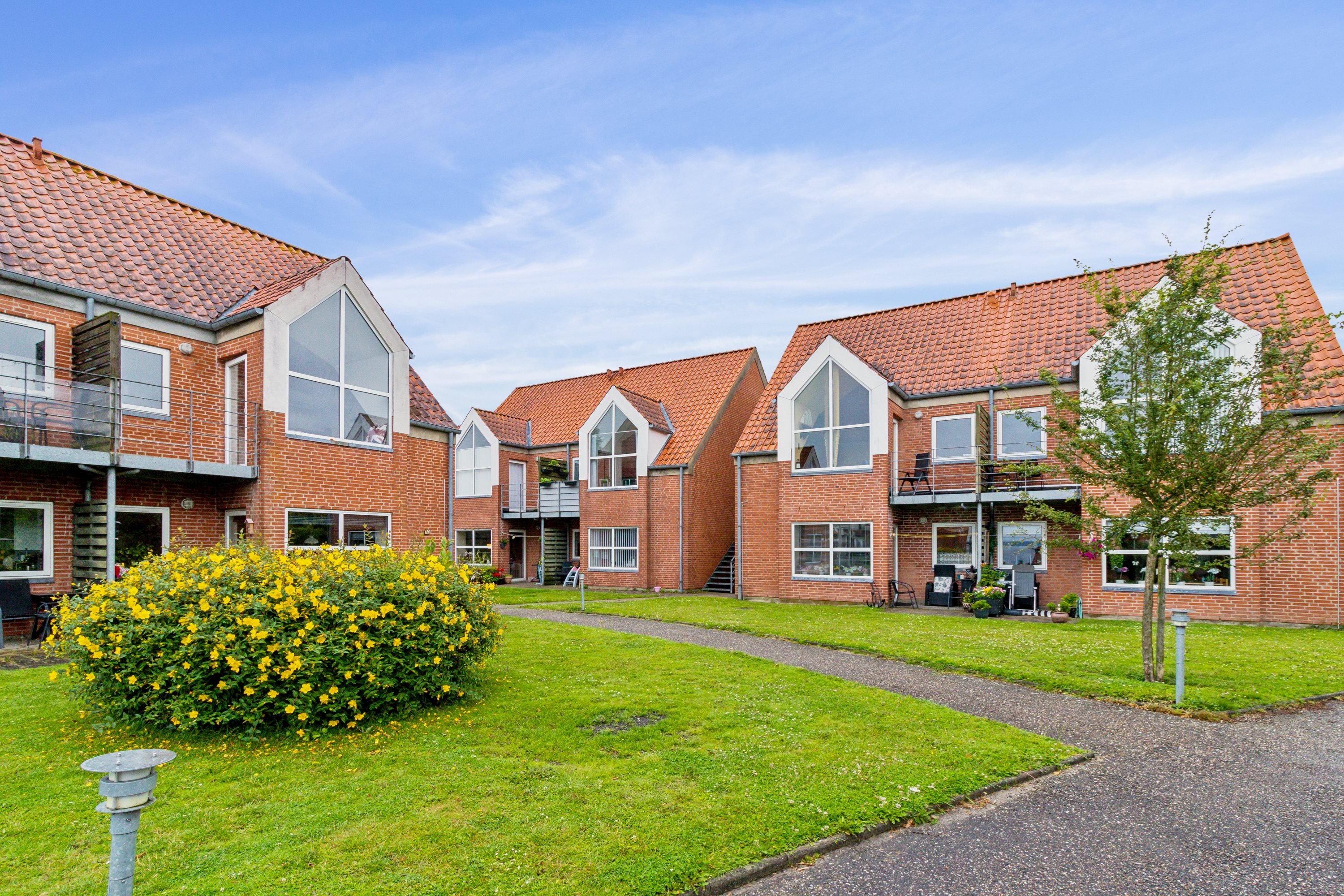 Fremhævet ejendom 1 billede i fuldskærmstilstand. Billede af Møllegården 4, 1., 6320 Egernsund