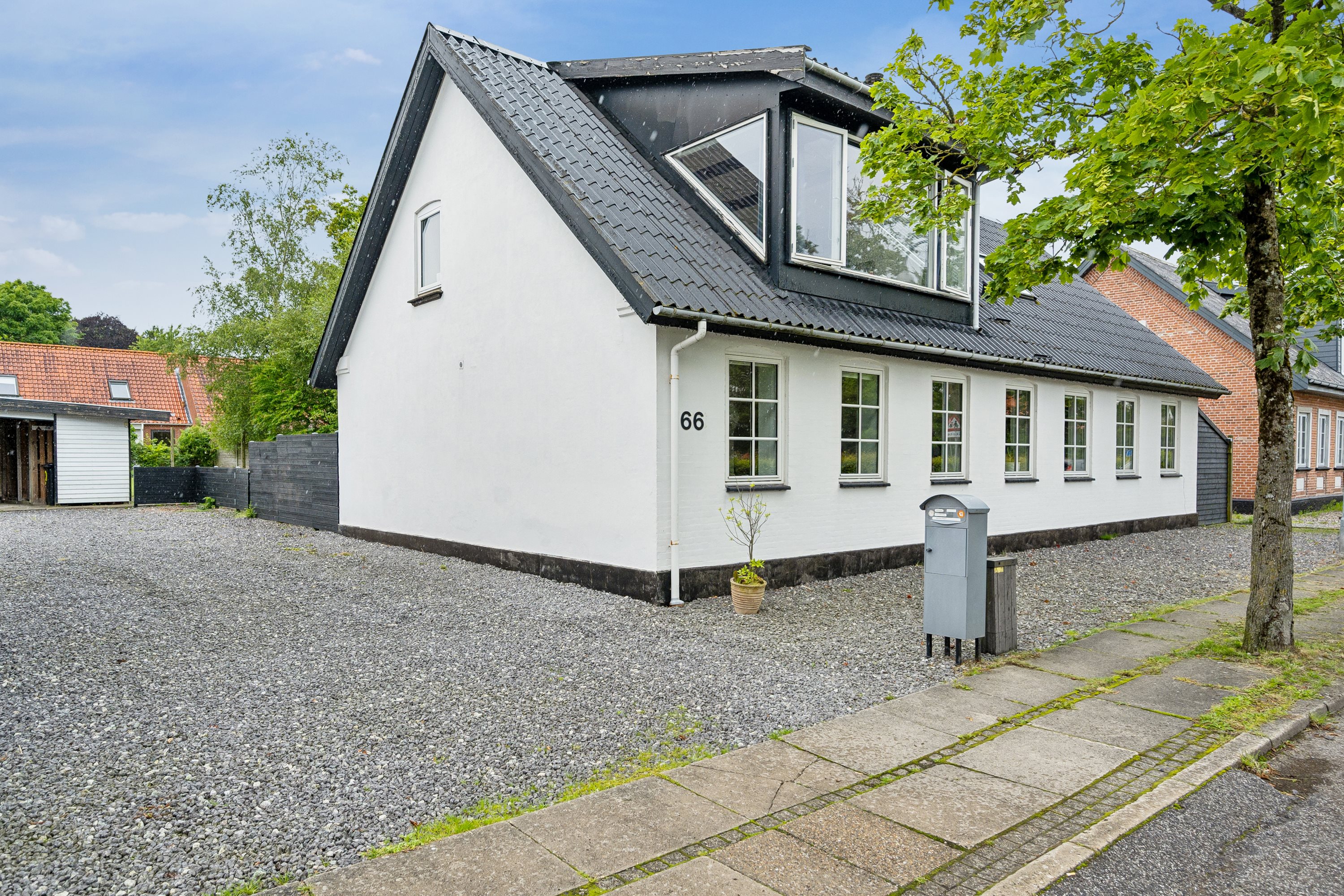 Miniaturebillede 1: ejendom 1. Billede af Gudumvej 66, 9260 Gistrup