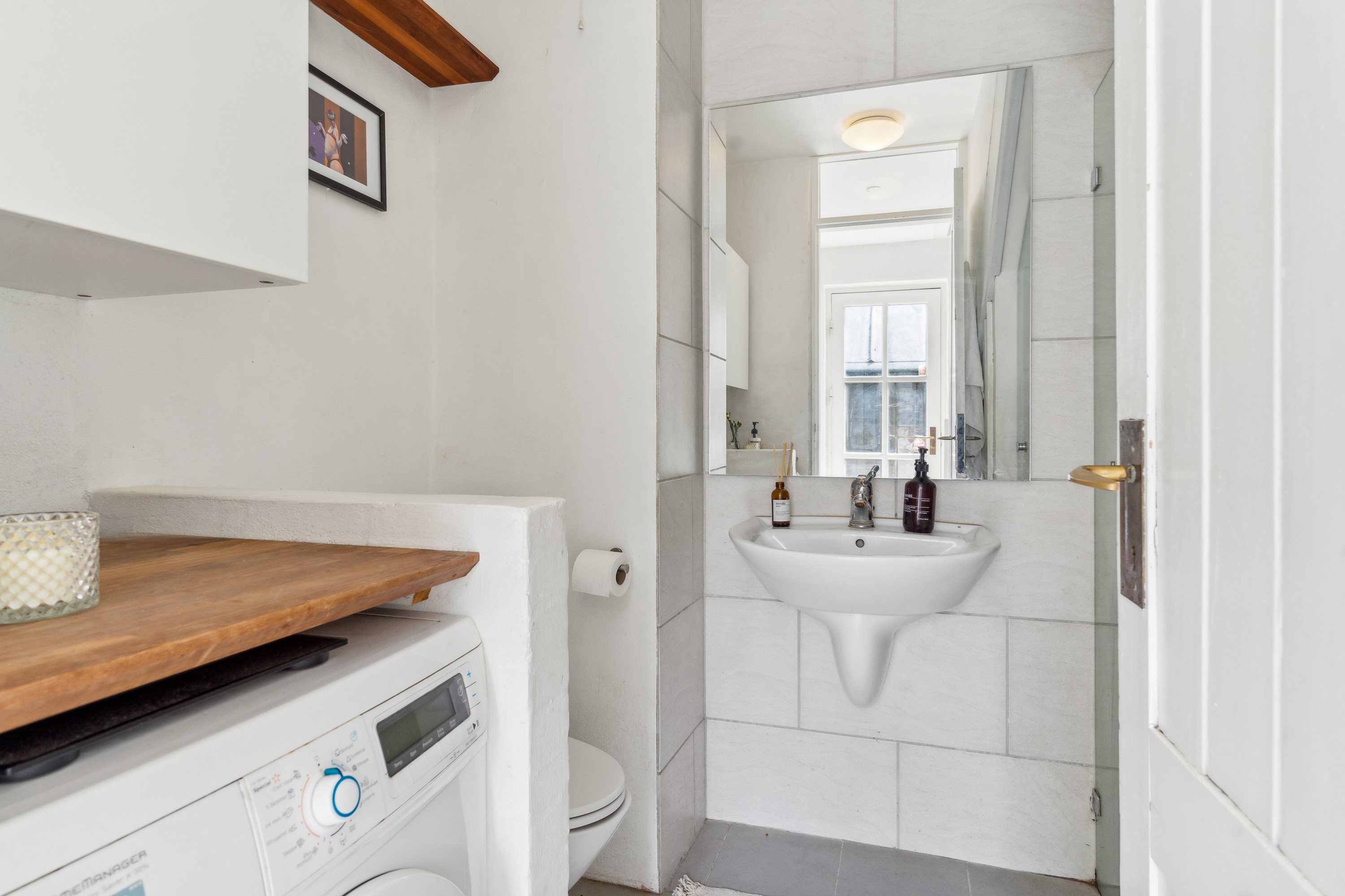 Fremhævet badeværelse billede i fuldskærmstilstand. Billede af Mosevej 69, 2970 Hørsholm