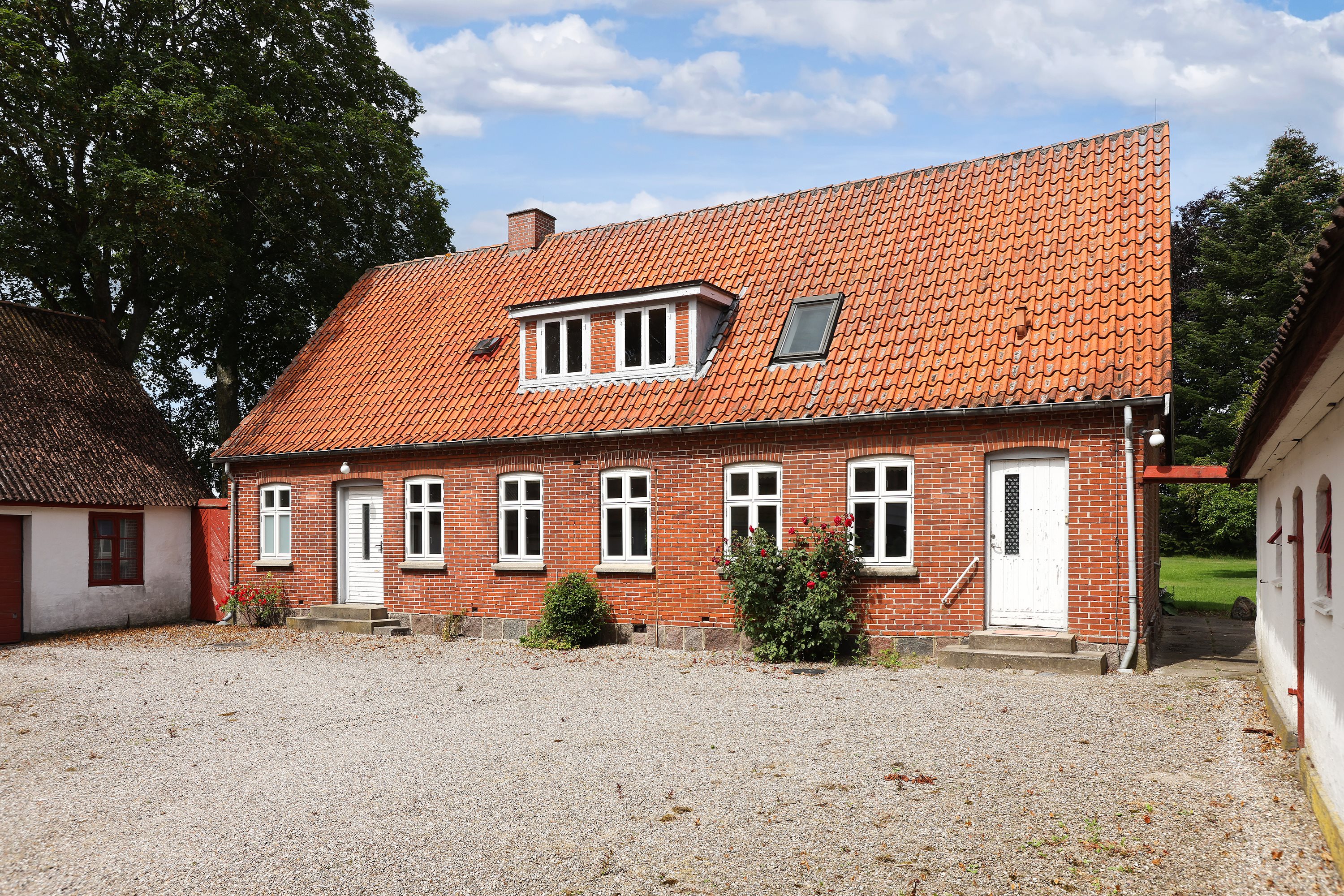 Fremhævet ejendommen billede i fuldskærmstilstand. Billede af Ølsevej 23, Sandby, 4171 Glumsø