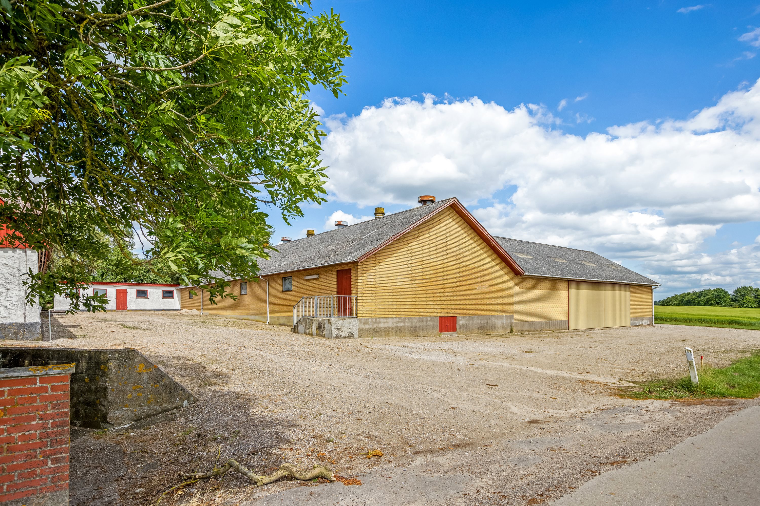 Fremhævet ejendommen billede i fuldskærmstilstand. Billede af Ølsevej 23, Sandby, 4171 Glumsø