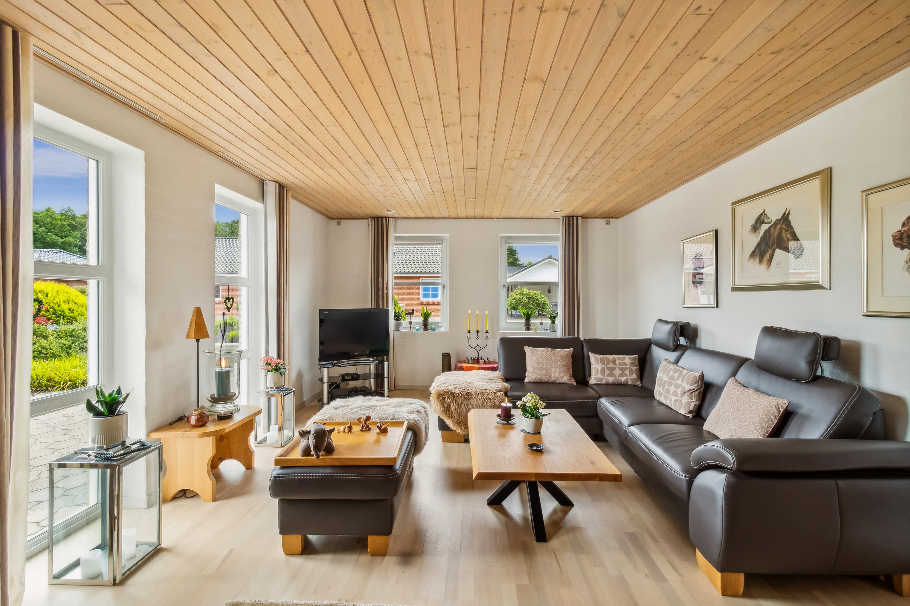 Fremhævet stue billede i fuldskærmstilstand. Billede af Tunneldal 19, 6330 Padborg