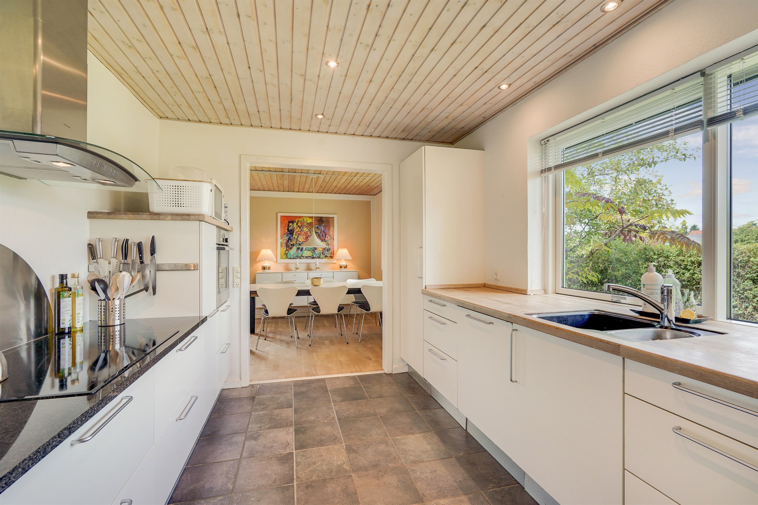 Miniaturebillede 2: køkken. Billede af Fyrrevænget 215, 7190 Billund