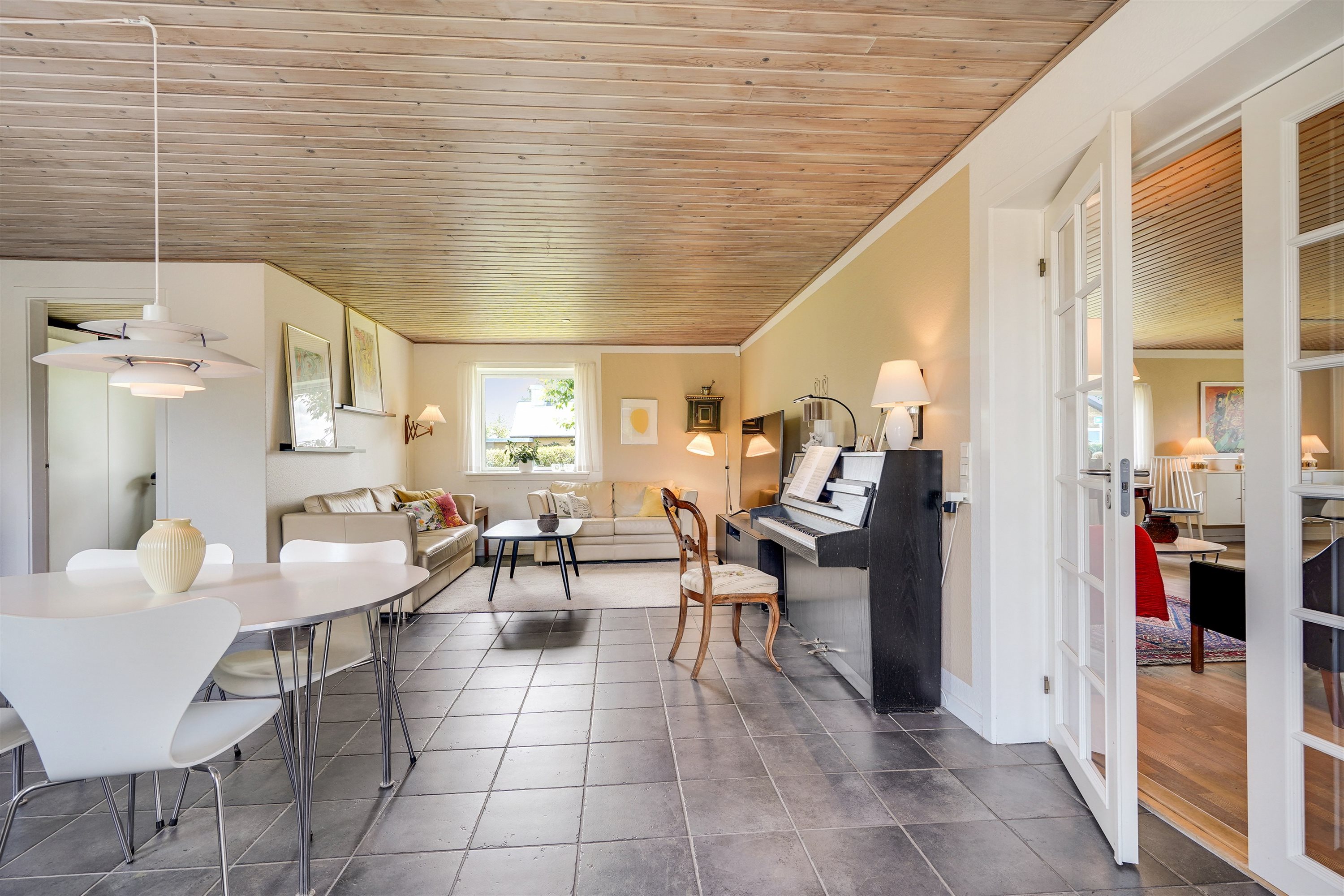 Fremhævet alrum billede i fuldskærmstilstand. Billede af Fyrrevænget 215, 7190 Billund