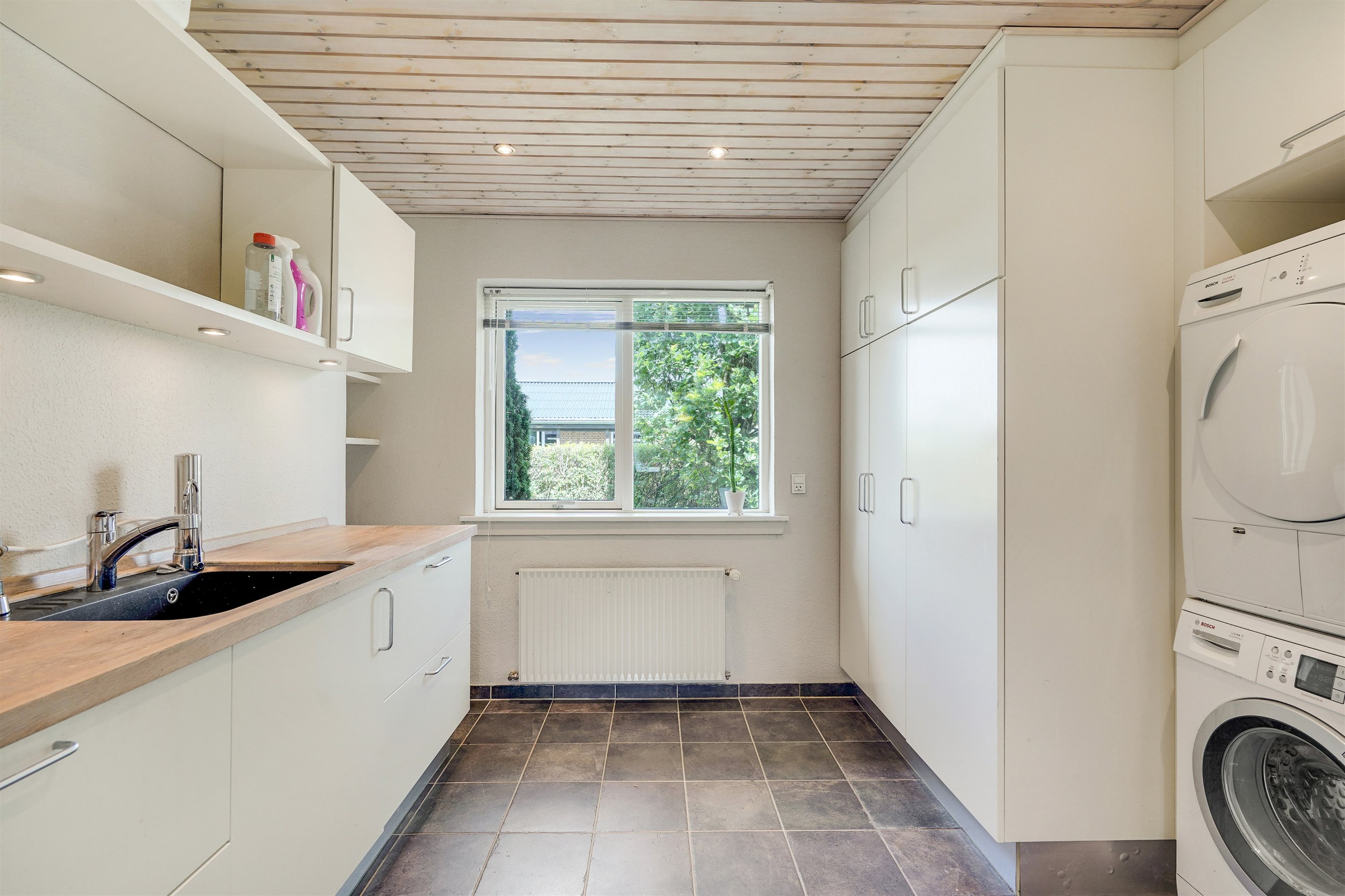 Fremhævet bryggers billede i fuldskærmstilstand. Billede af Fyrrevænget 215, 7190 Billund