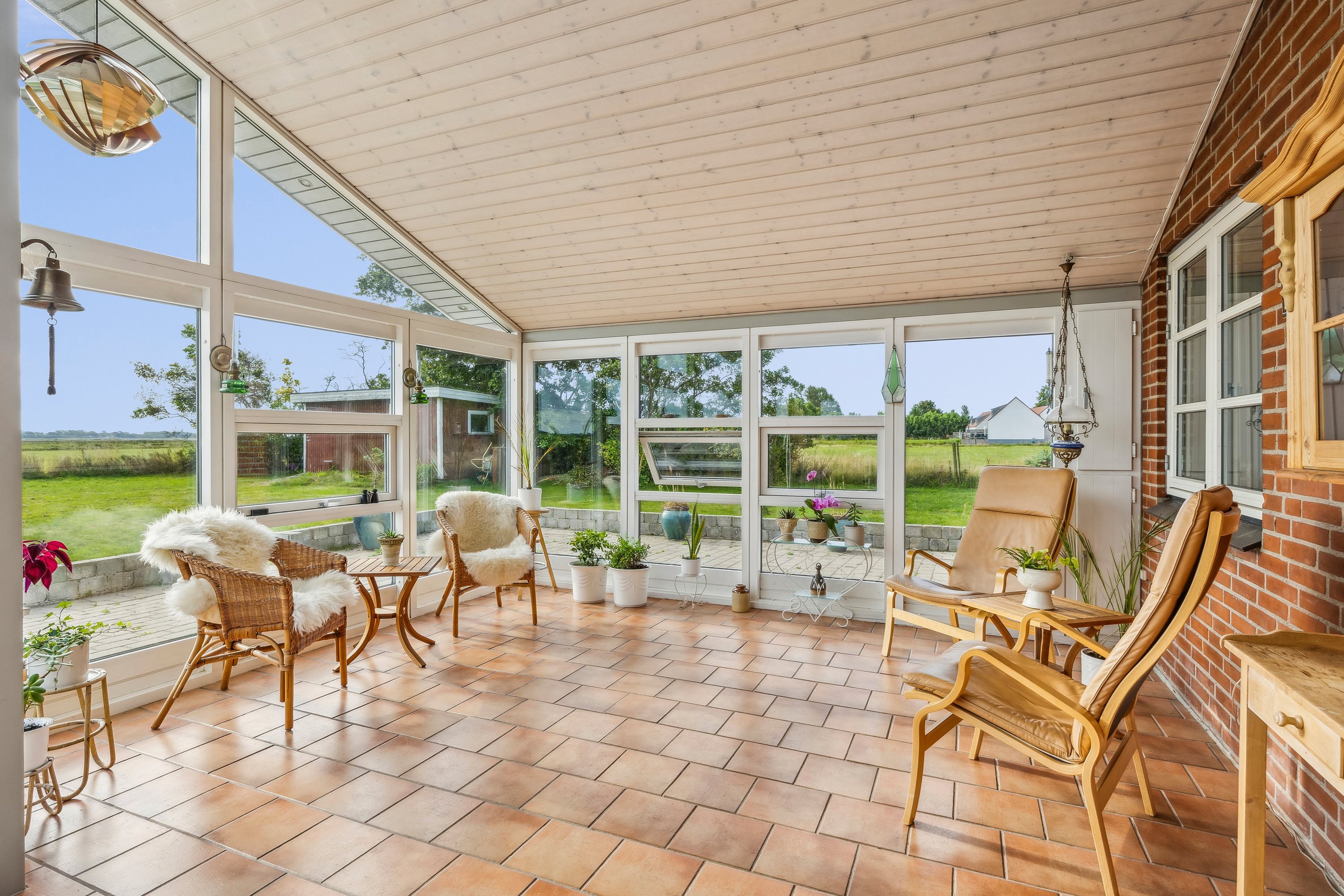 Fremhævet udestue billede i fuldskærmstilstand. Billede af Tjørnevej 6, Reersø By, 4281 Gørlev