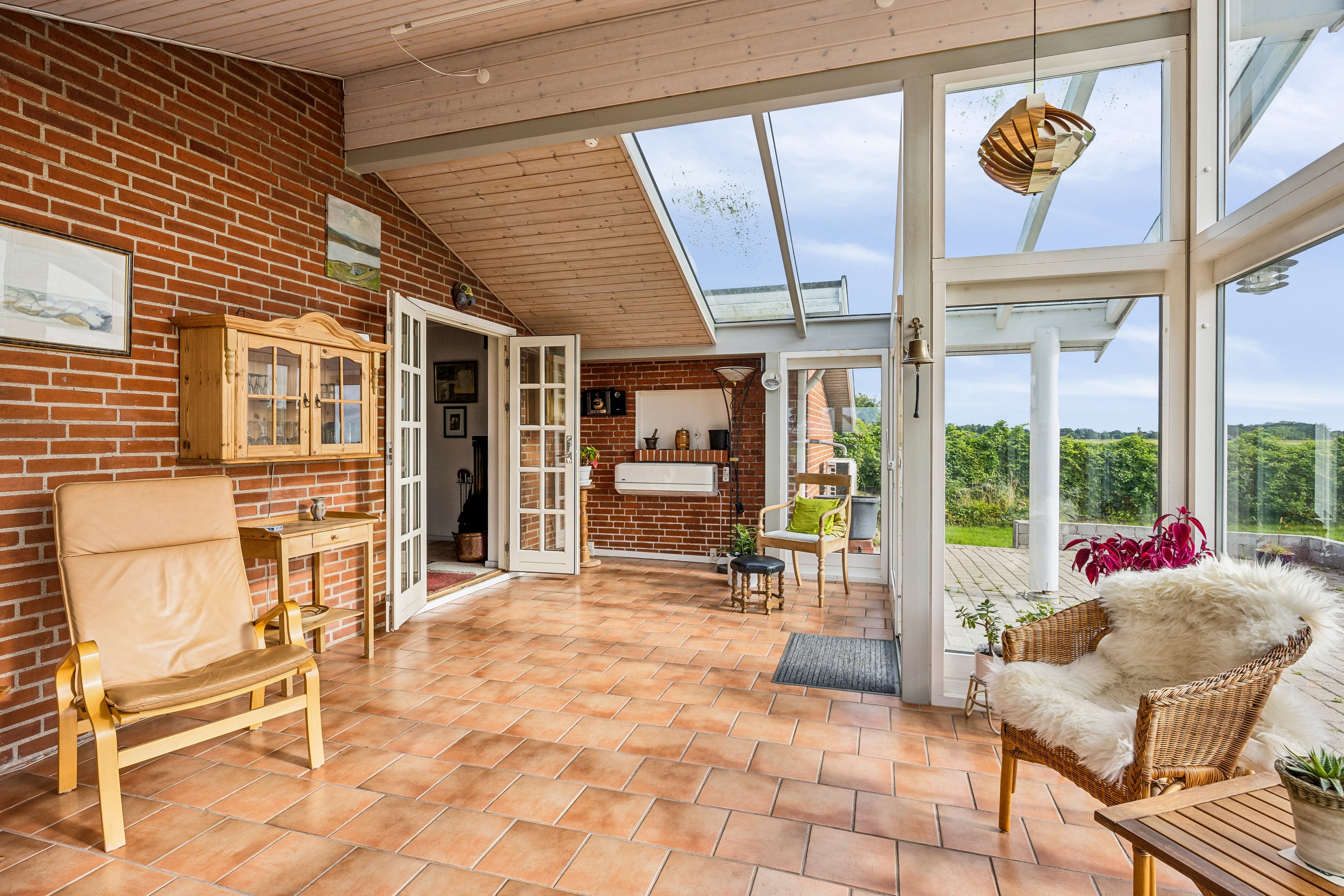 Fremhævet stue billede i fuldskærmstilstand. Billede af Tjørnevej 6, Reersø By, 4281 Gørlev