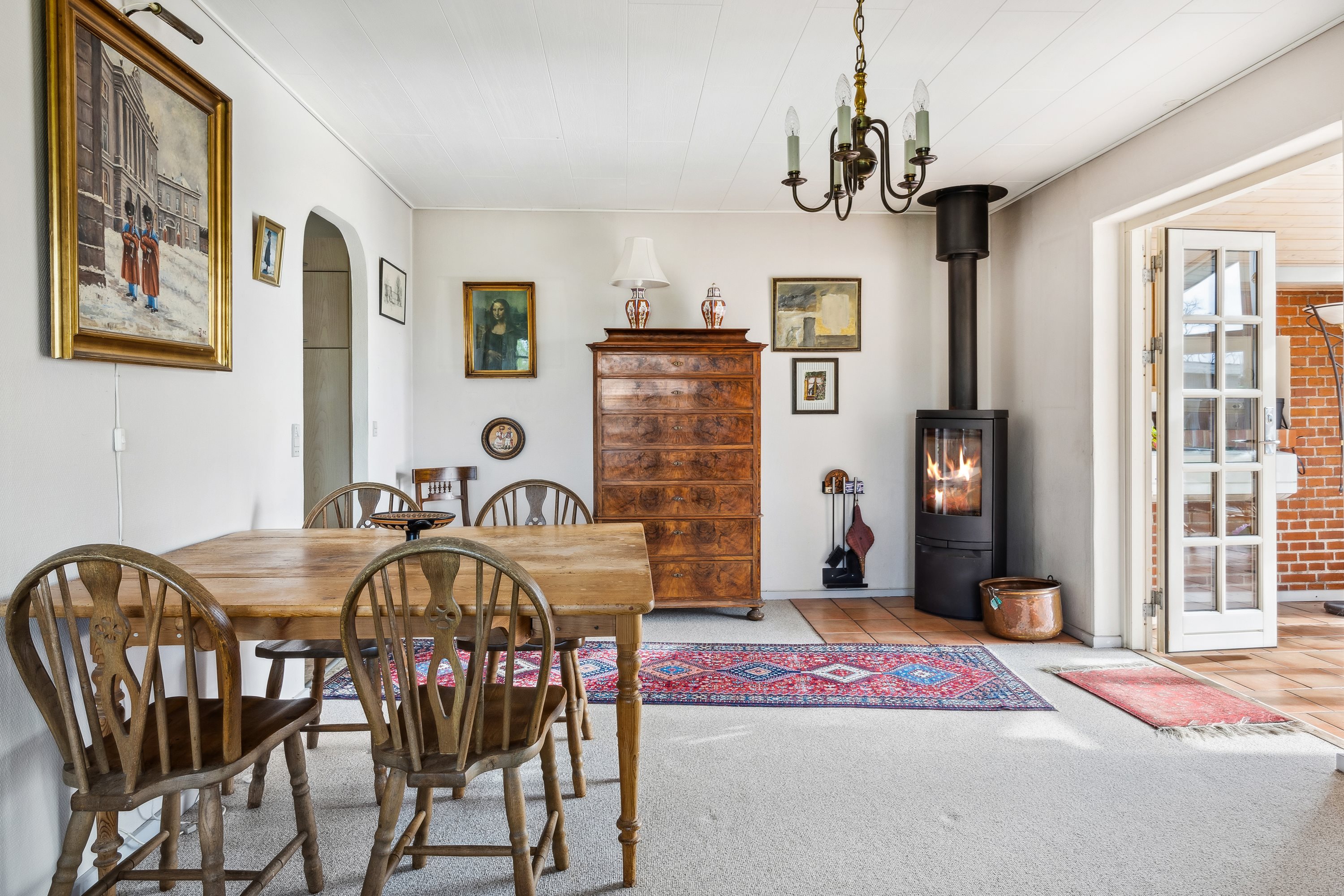 Fremhævet stue billede i fuldskærmstilstand. Billede af Tjørnevej 6, Reersø By, 4281 Gørlev