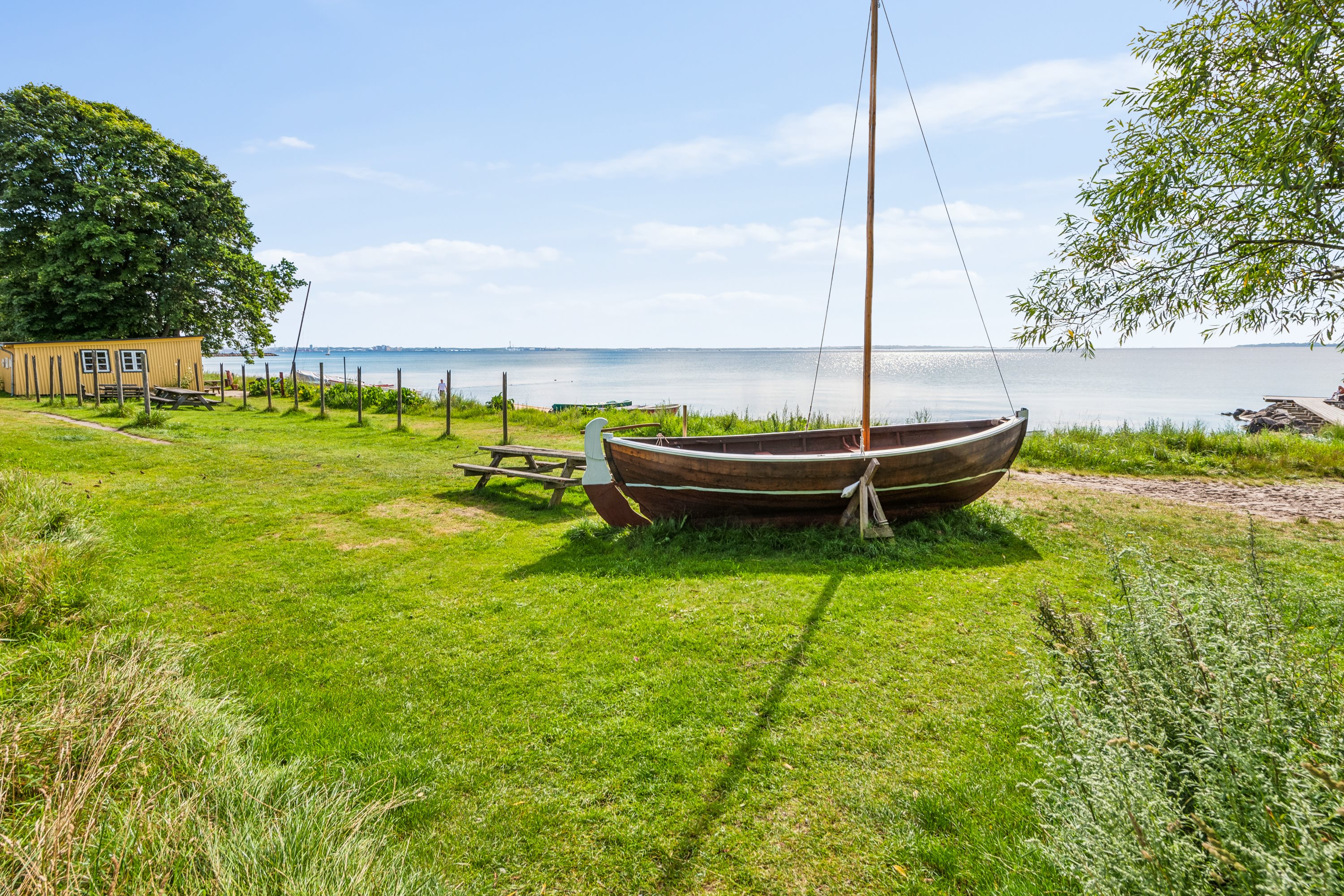 Fremhævet omgivelser billede i fuldskærmstilstand. Billede af Strandvejen 234A, Skotterup, 3070 Snekkersten
