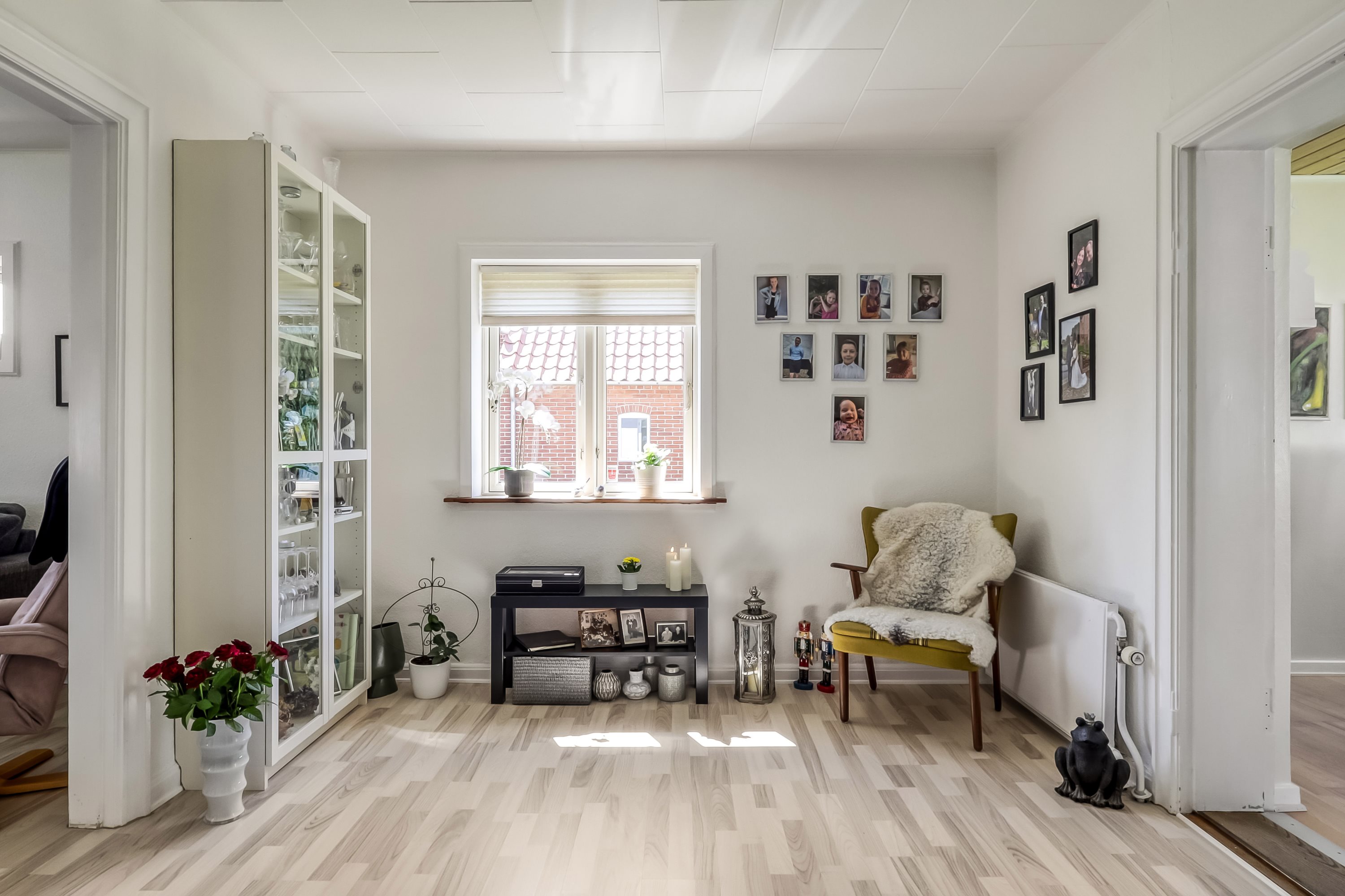 Fremhævet stue billede i fuldskærmstilstand. Billede af Østergade 27, 5874 Hesselager