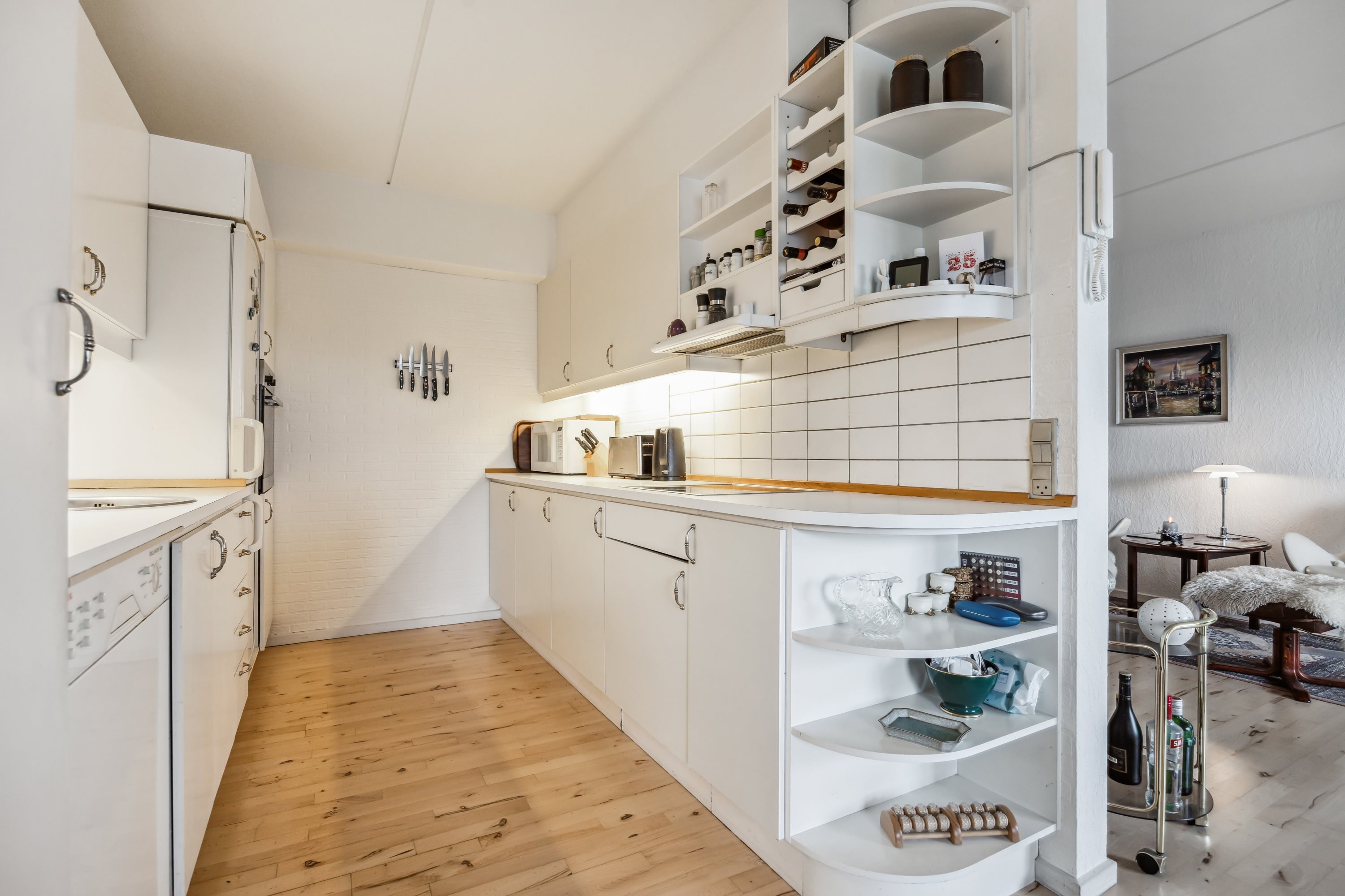 Fremhævet køkken billede i fuldskærmstilstand. Billede af Solvangsvej 6, 3. tv., 9000 Aalborg