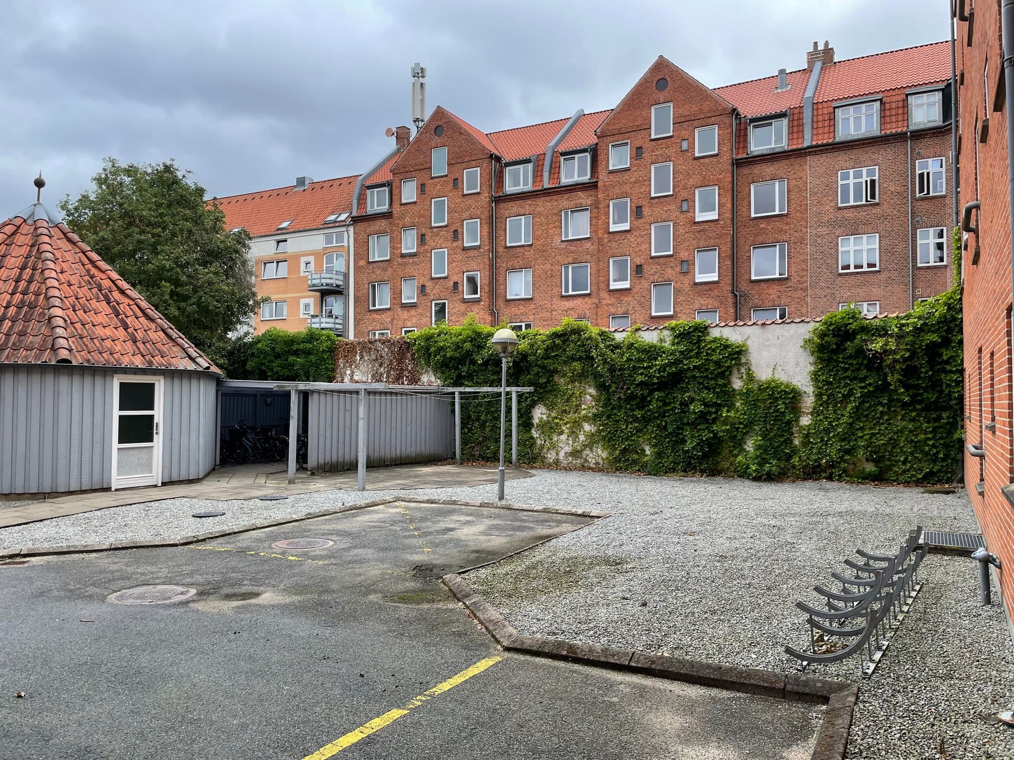 Fremhævet baggård billede i fuldskærmstilstand. Billede af Solvangsvej 6, 3. tv., 9000 Aalborg