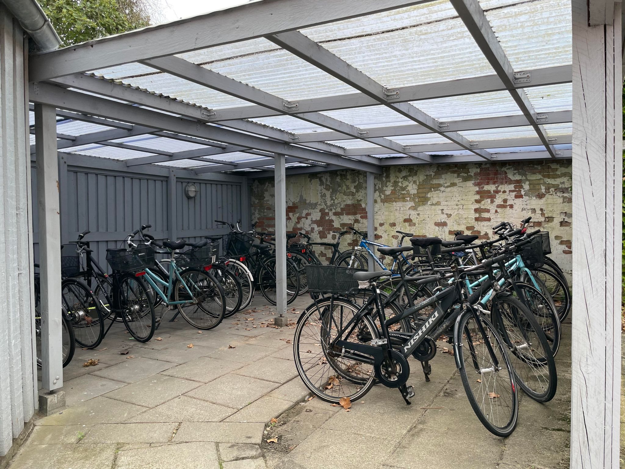 Fremhævet cykelparkering billede i fuldskærmstilstand. Billede af Solvangsvej 6, 3. tv., 9000 Aalborg