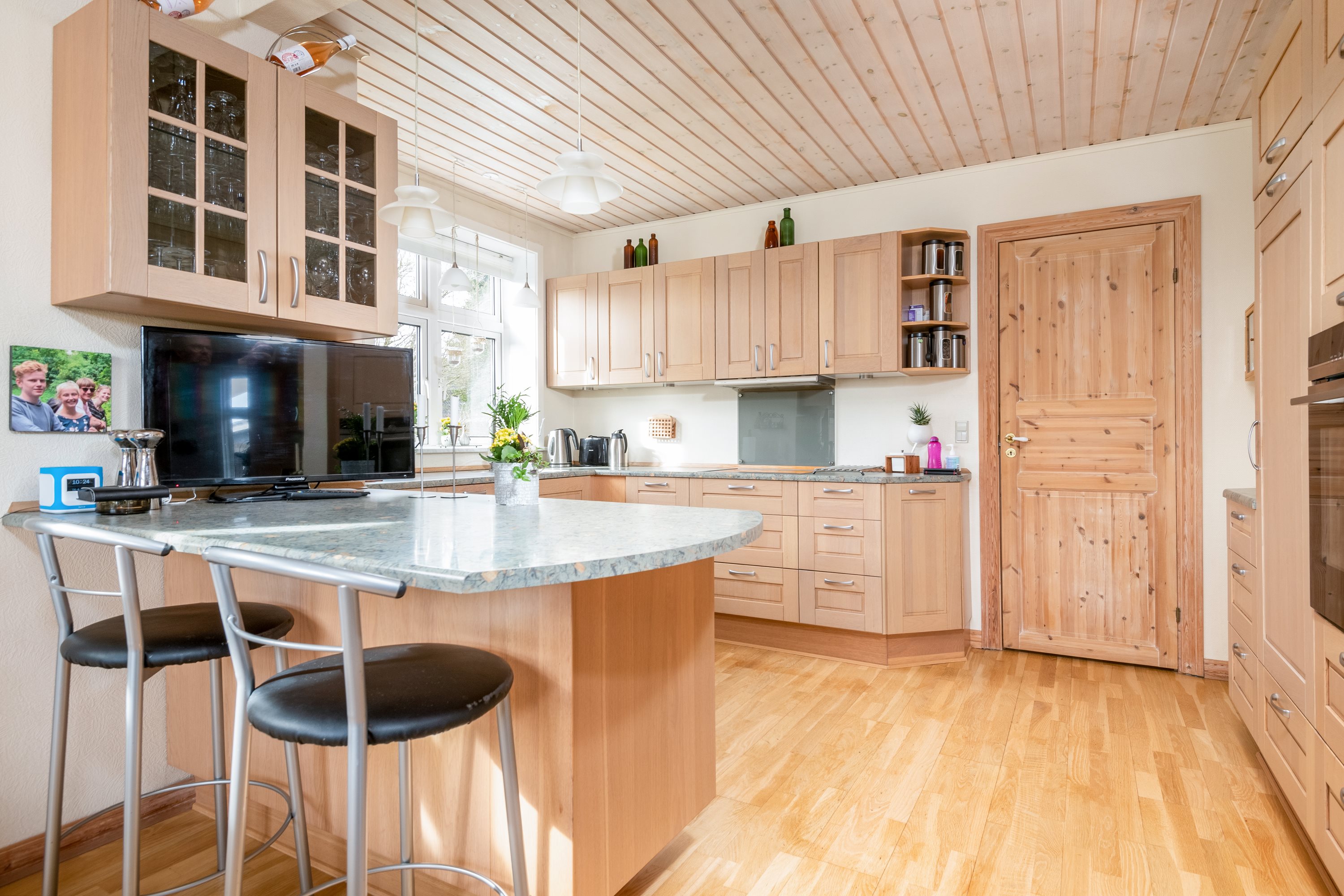 Fremhævet køkken billede i fuldskærmstilstand. Billede af Hjørringvej 413, 9750 Østervrå