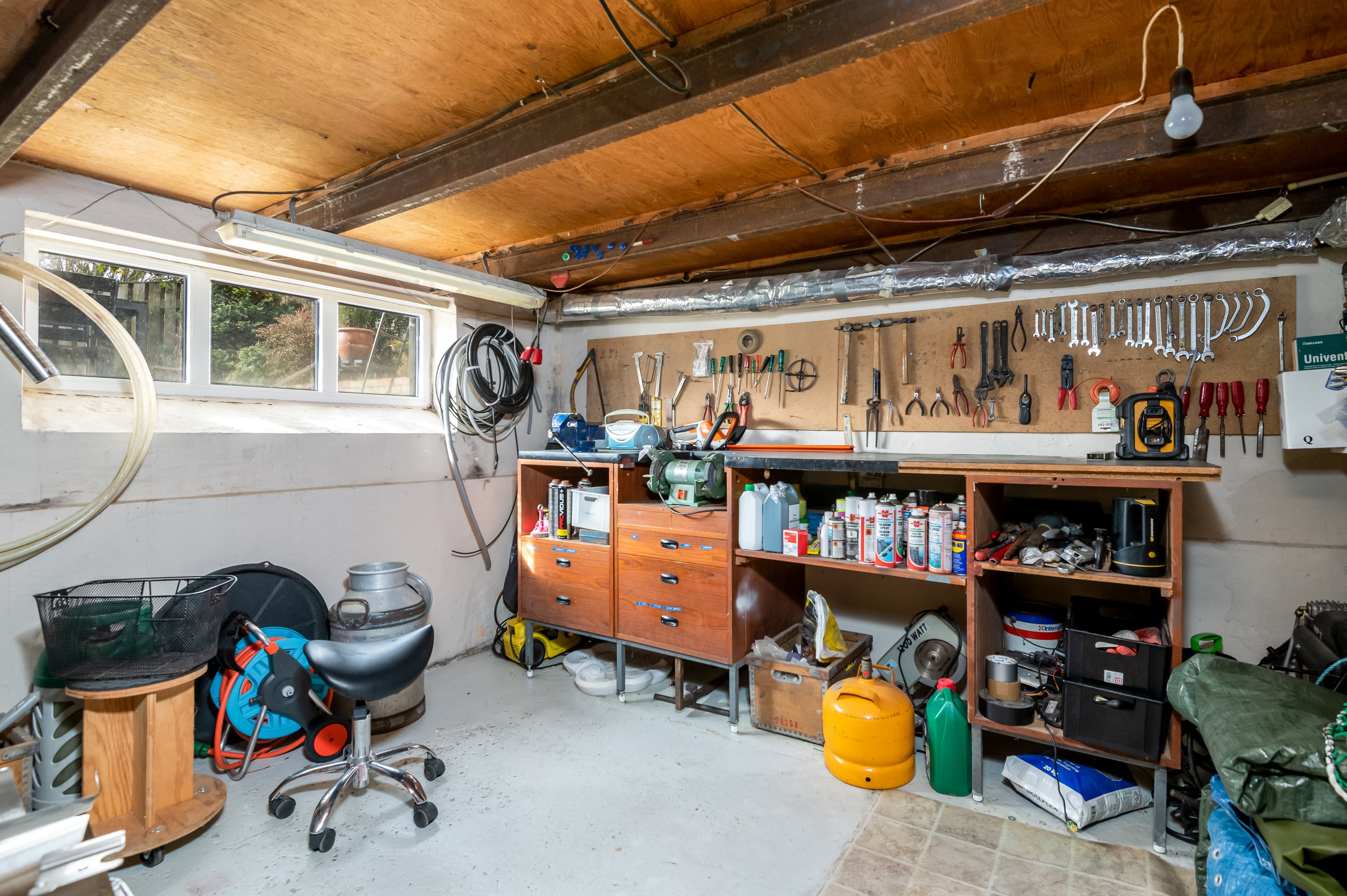 Fremhævet værksted billede i fuldskærmstilstand. Billede af Hjørringvej 413, 9750 Østervrå