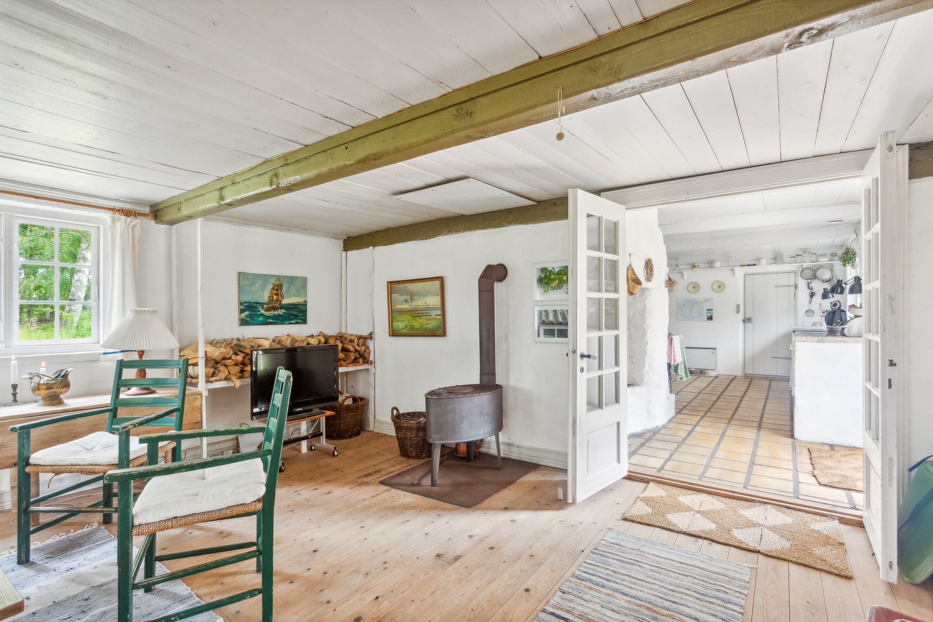 Fremhævet stue billede i fuldskærmstilstand. Billede af Juelsmindevej 3, Byrum, 9940 Læsø