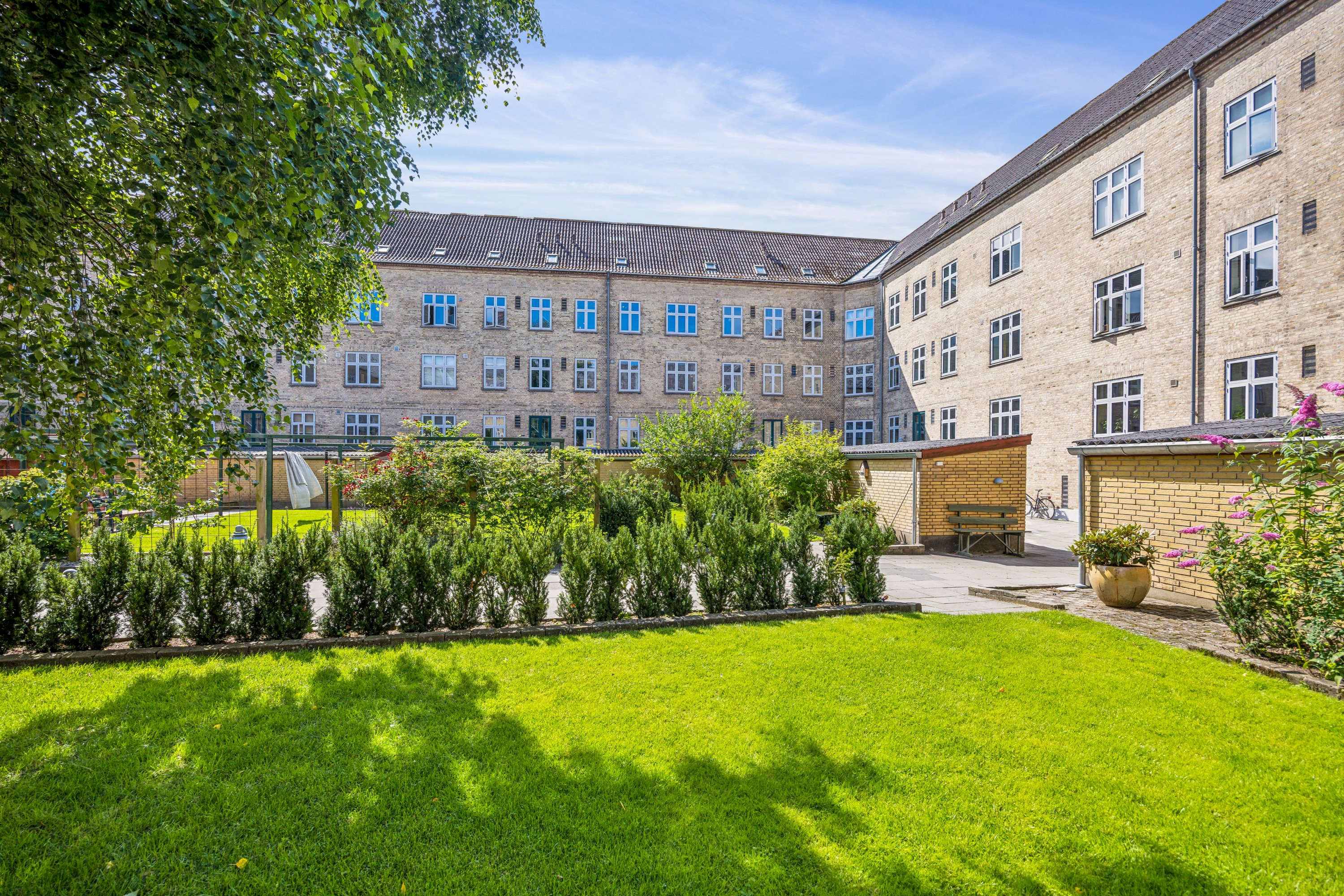 Fremhævet ejendom 1 billede i fuldskærmstilstand. Billede af Hjulmagervej 6, 2. tv., 9000 Aalborg