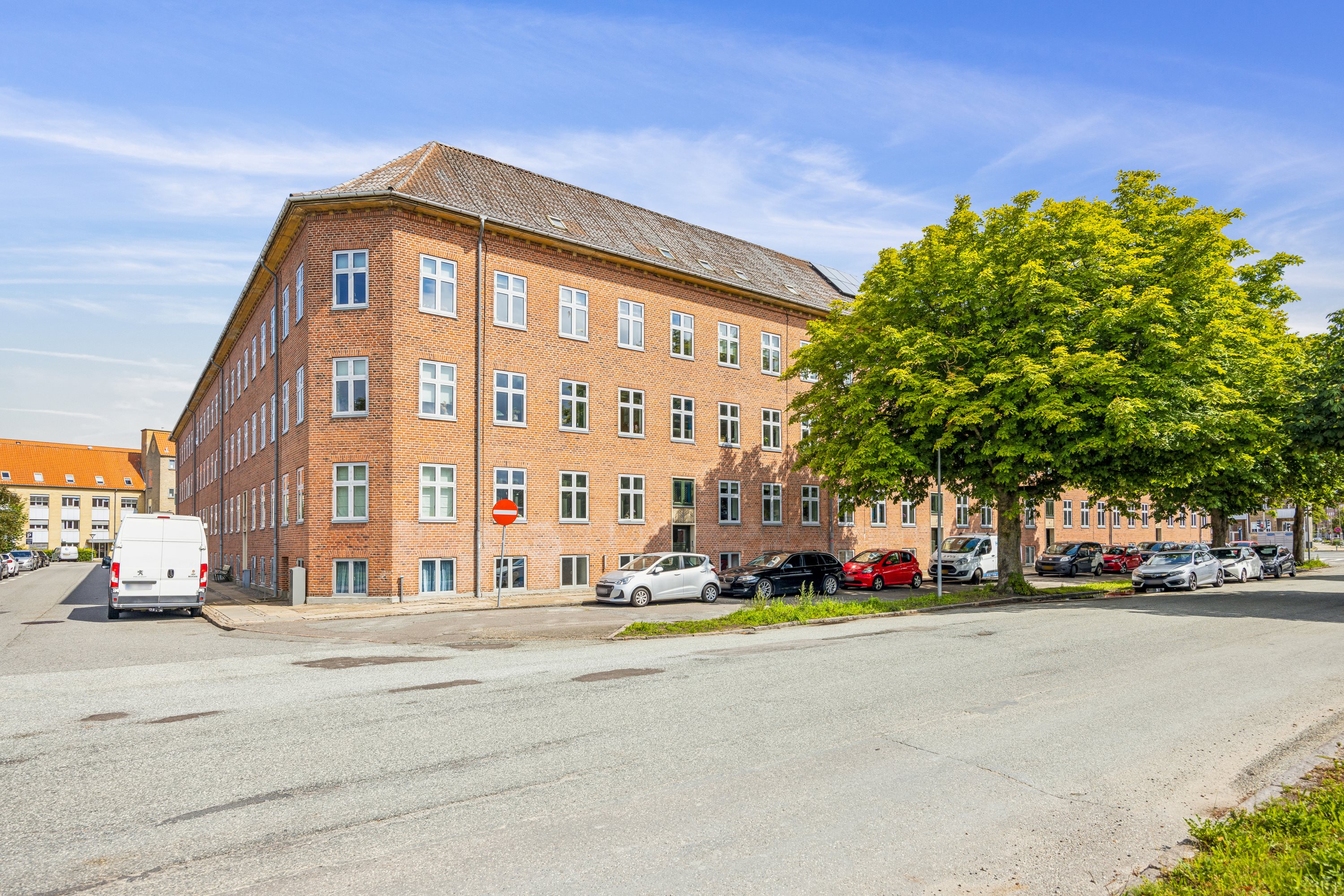 Fremhævet ejendom 1 billede i fuldskærmstilstand. Billede af Hjulmagervej 6, 2. tv., 9000 Aalborg