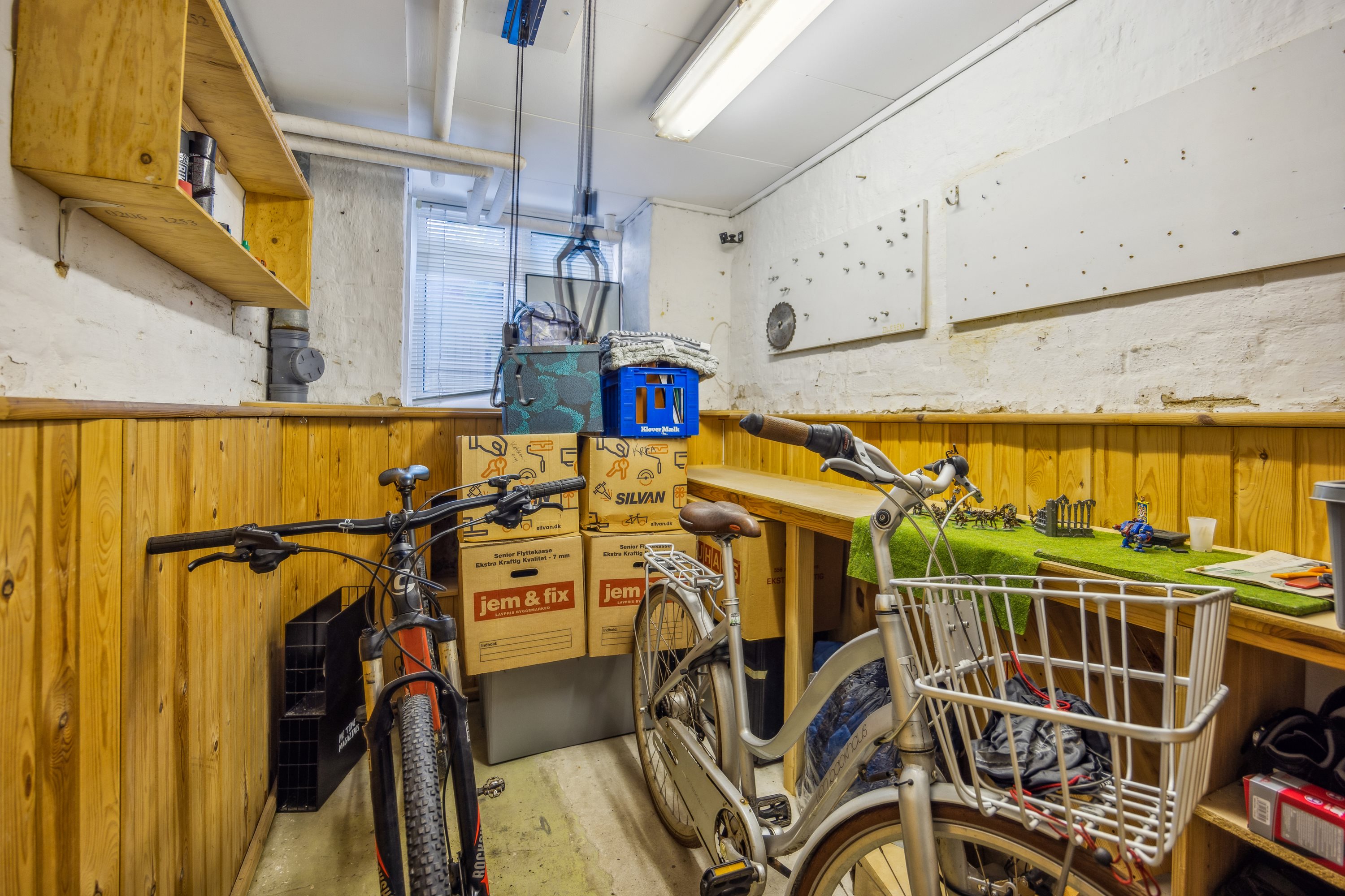 Fremhævet værksted billede i fuldskærmstilstand. Billede af Hjulmagervej 6, 2. tv., 9000 Aalborg