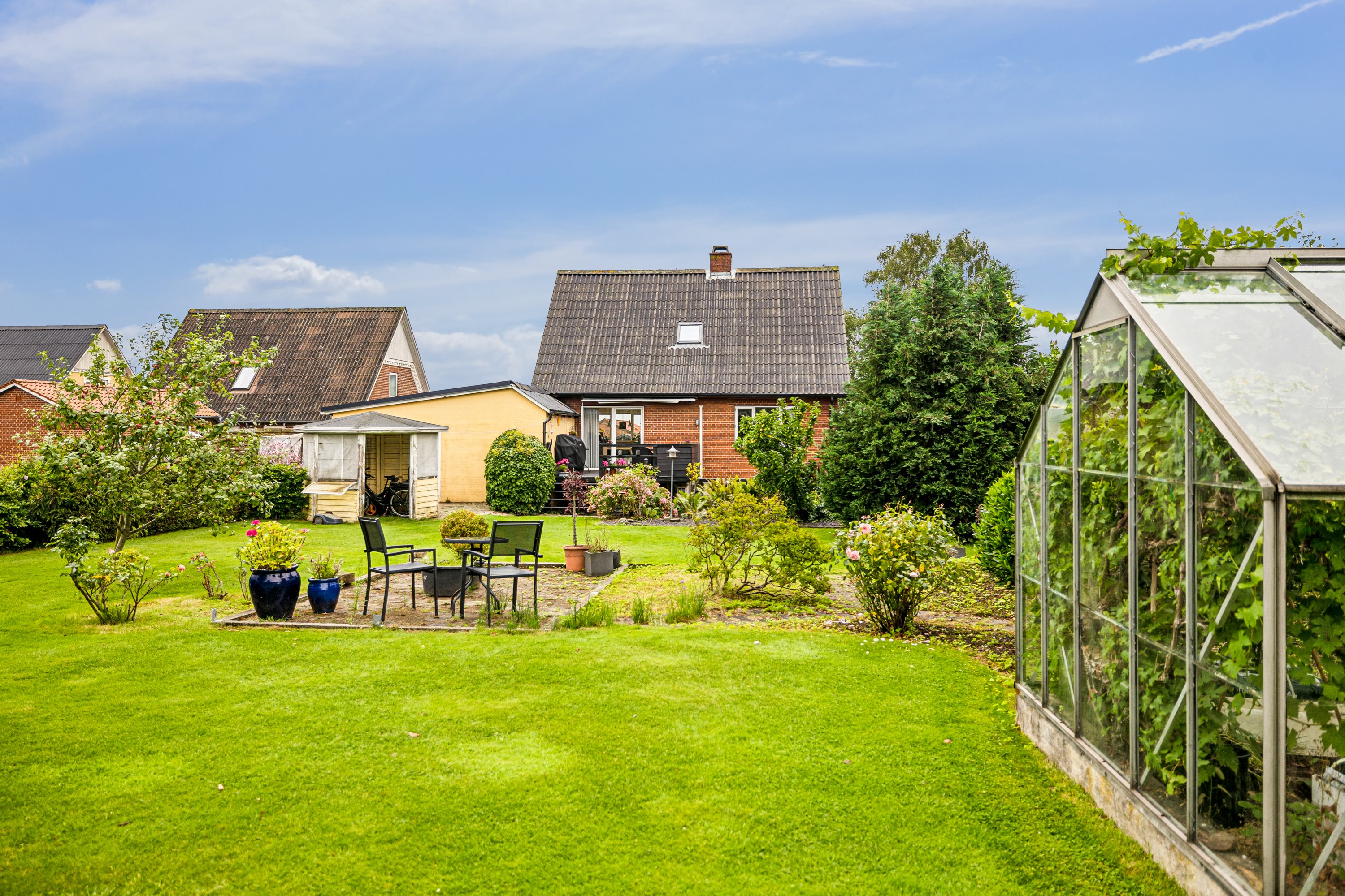 Fremhævet set fra haven billede i fuldskærmstilstand. Billede af Sejet Bygade 34, Sejet, 8700 Horsens