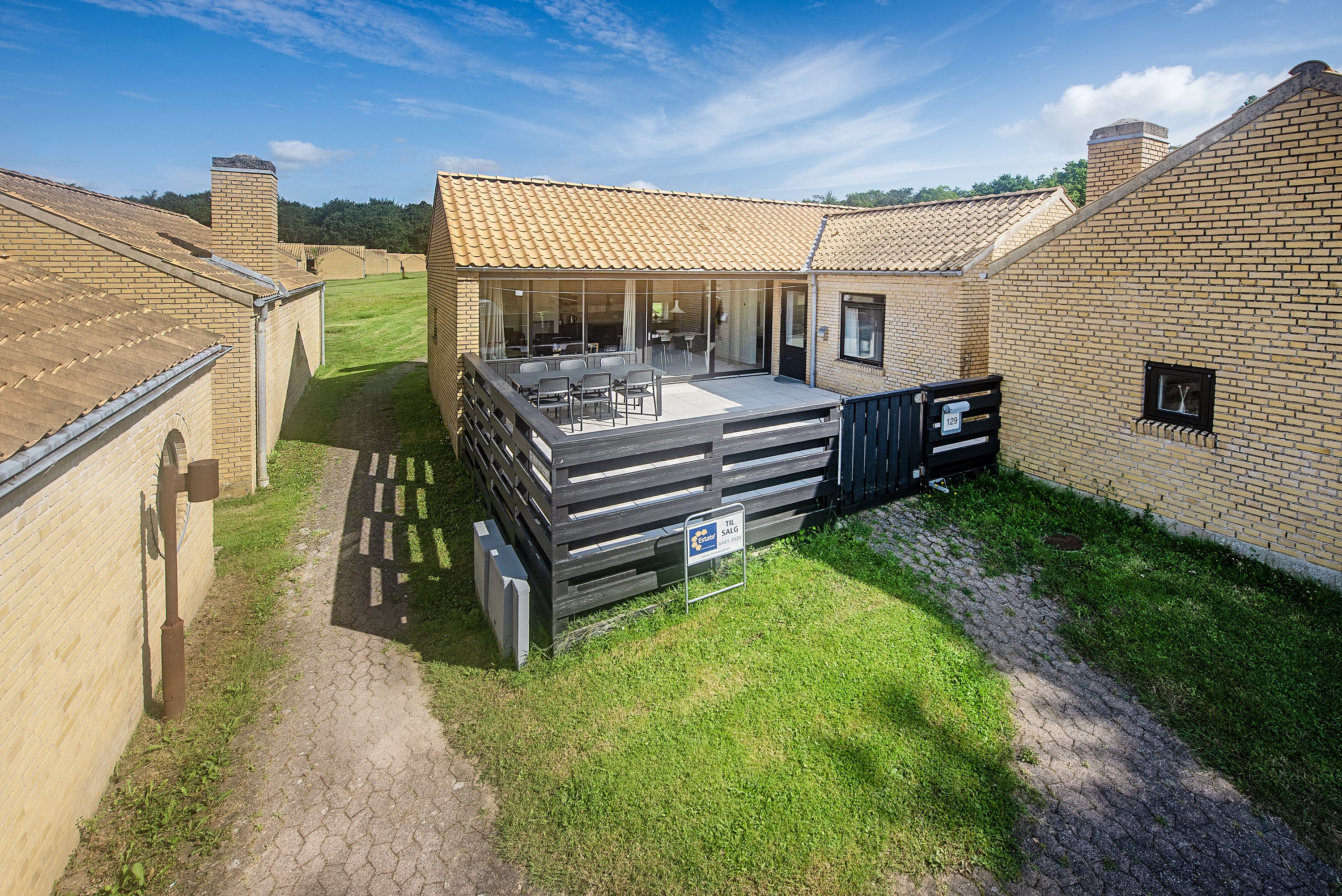 Fremhævet mastefoto billede i fuldskærmstilstand. Billede af Oddevejen 129, 5500 Middelfart